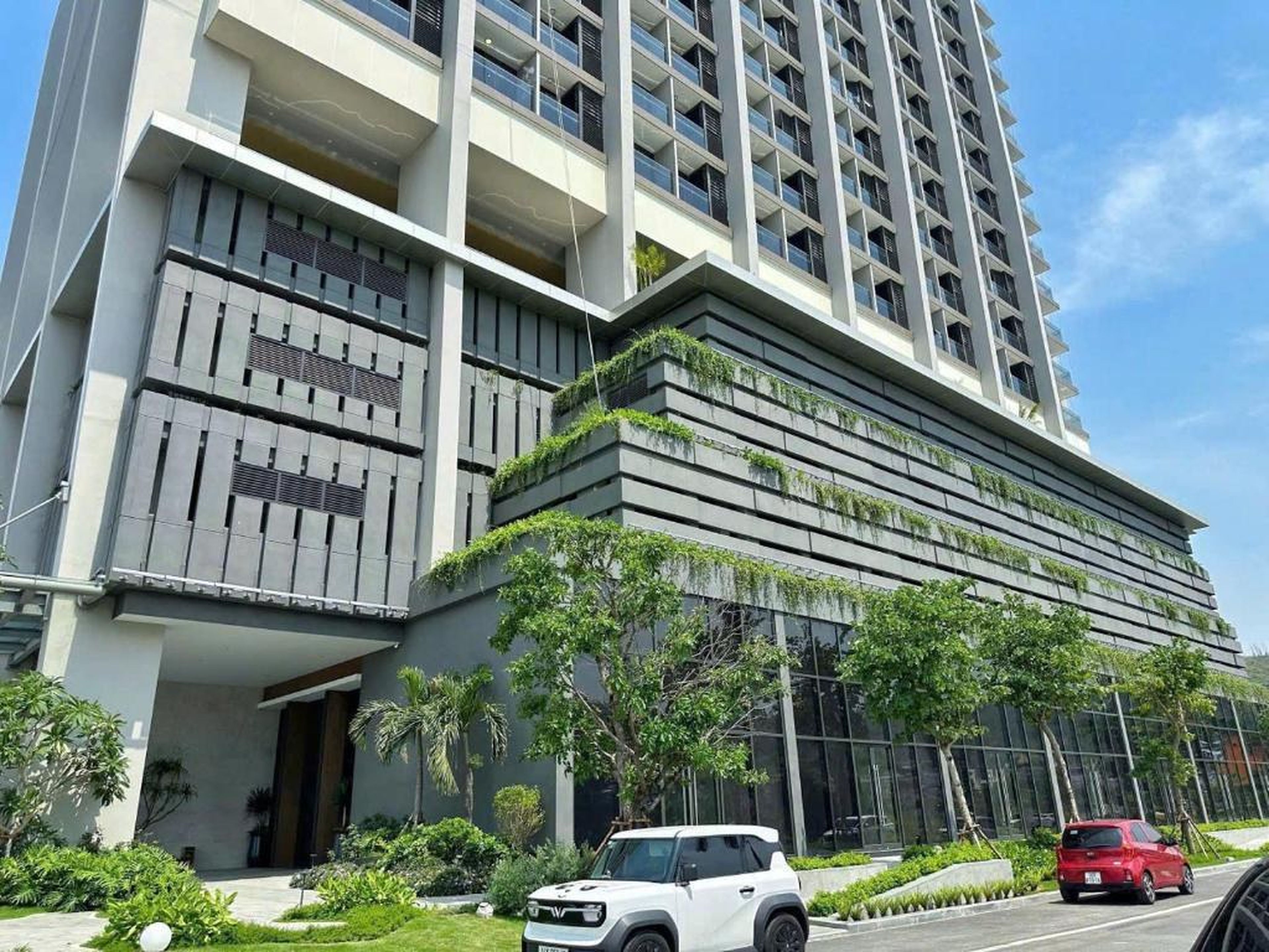 ICON40 Luxury Apartment Hạ Long - Hình 9