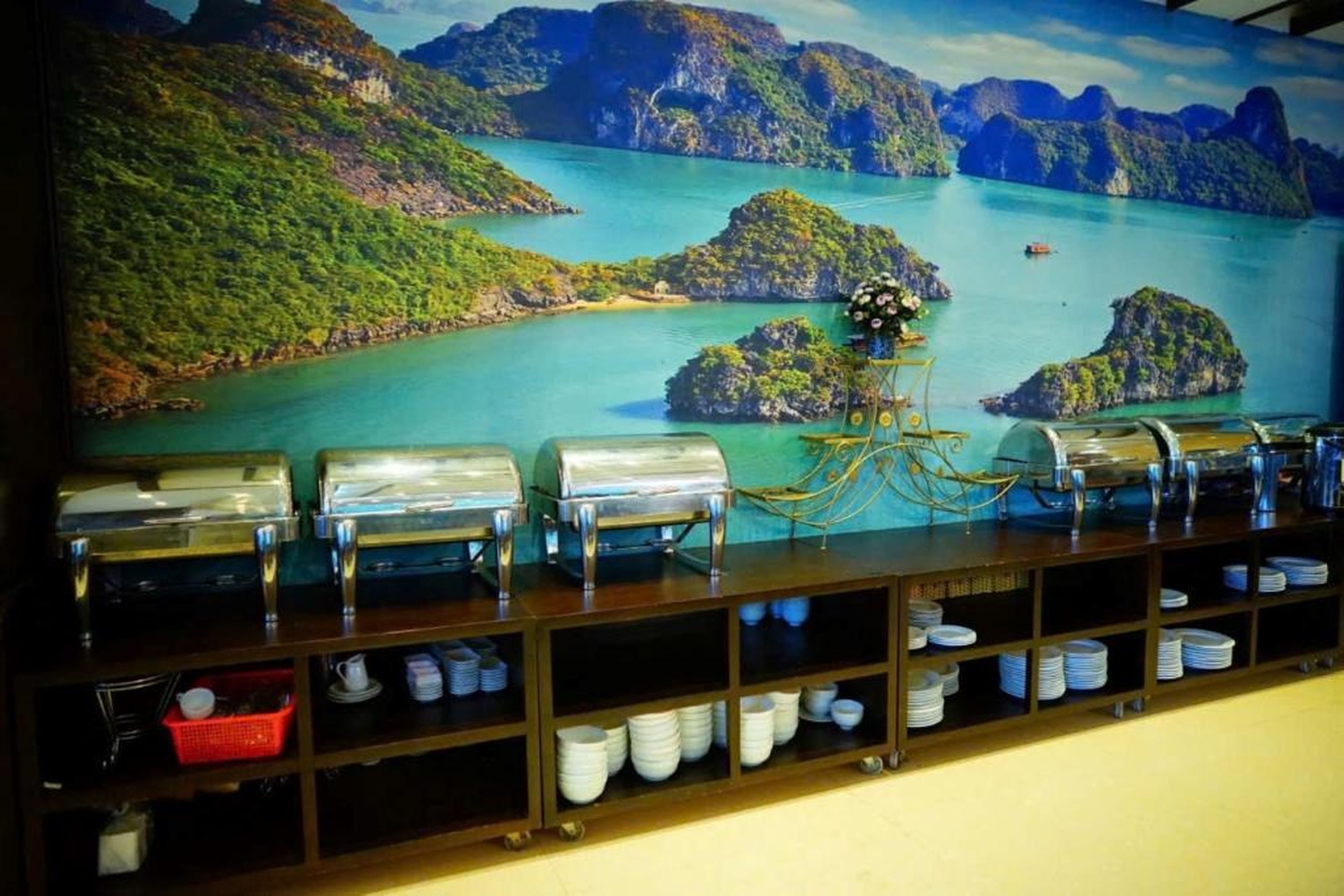 Kenny Hotel Ha Long - Hình 20
