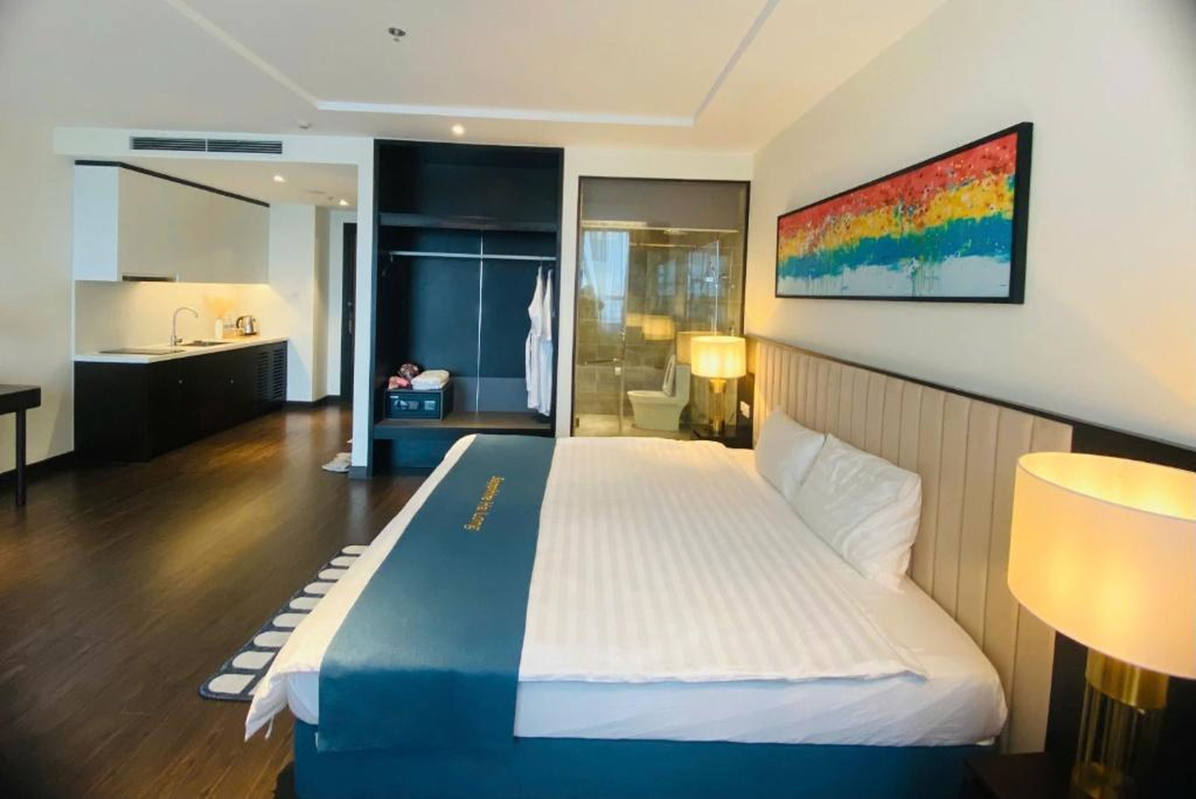 Liam Apartment at Sapphire Ha Long - Hình 32