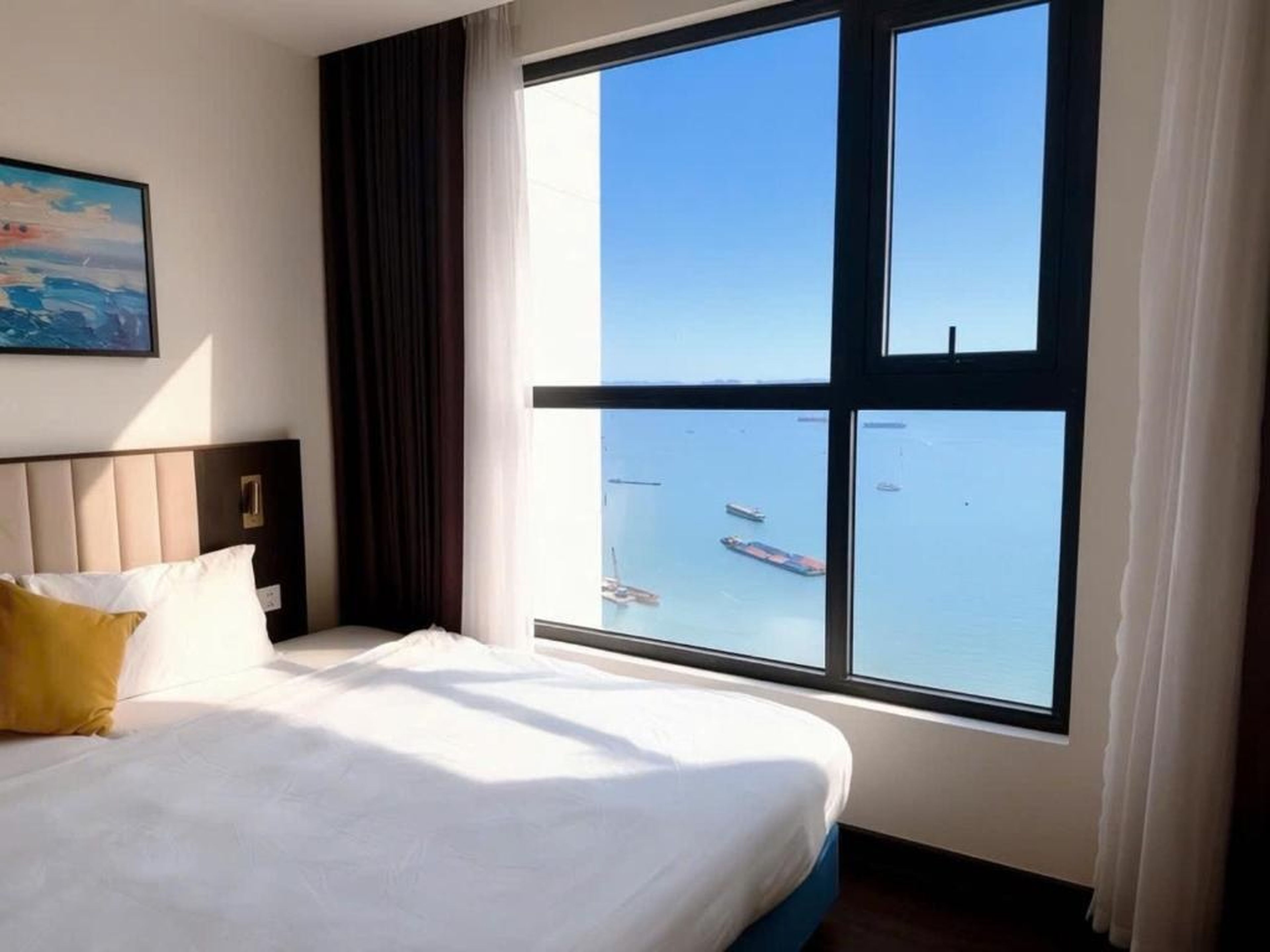 Sapphire Ha Long Apartment - Sea View - Hình 9