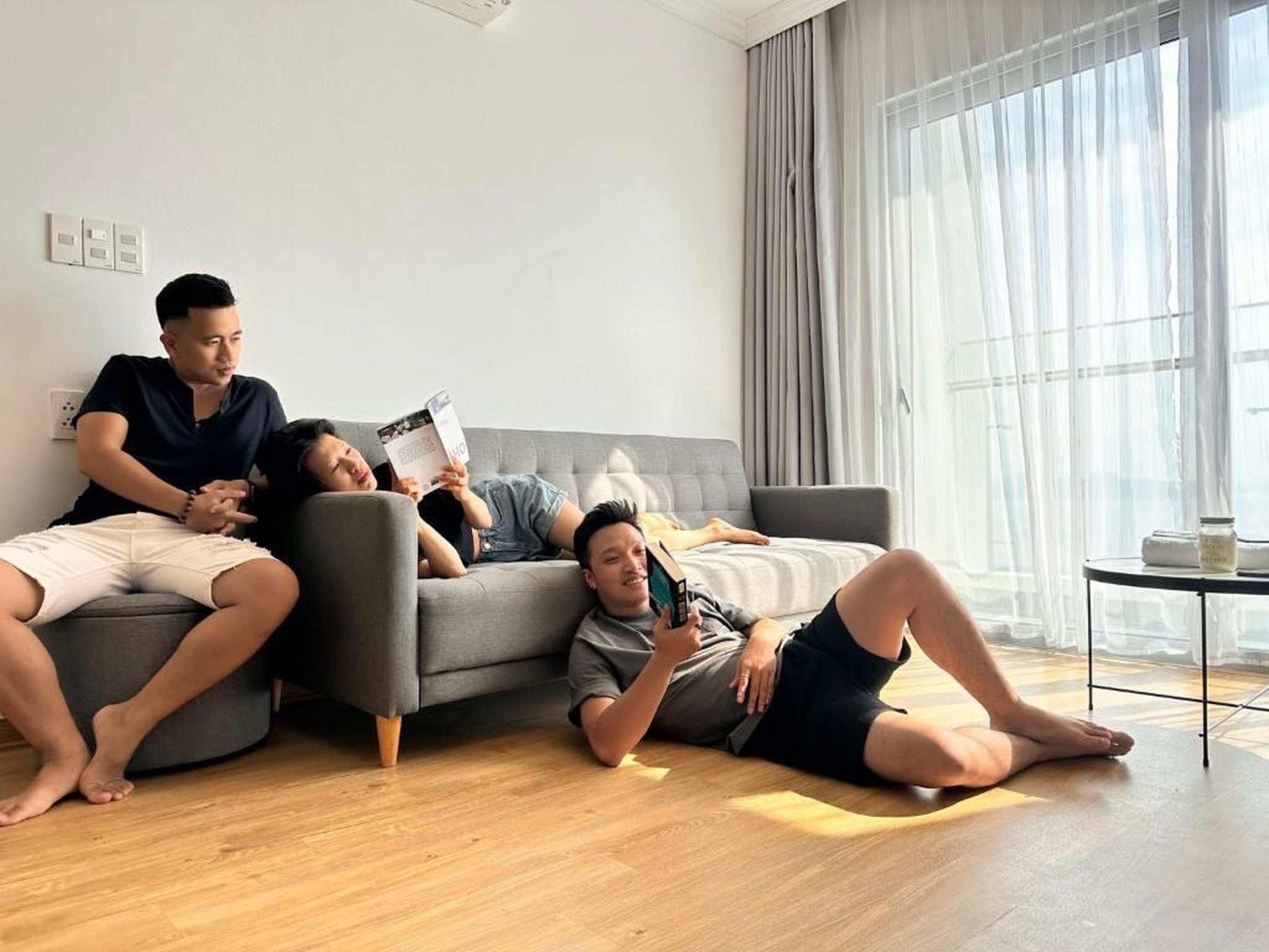SkyLux 2BR The Saphire Residence Sea View - Hình 13