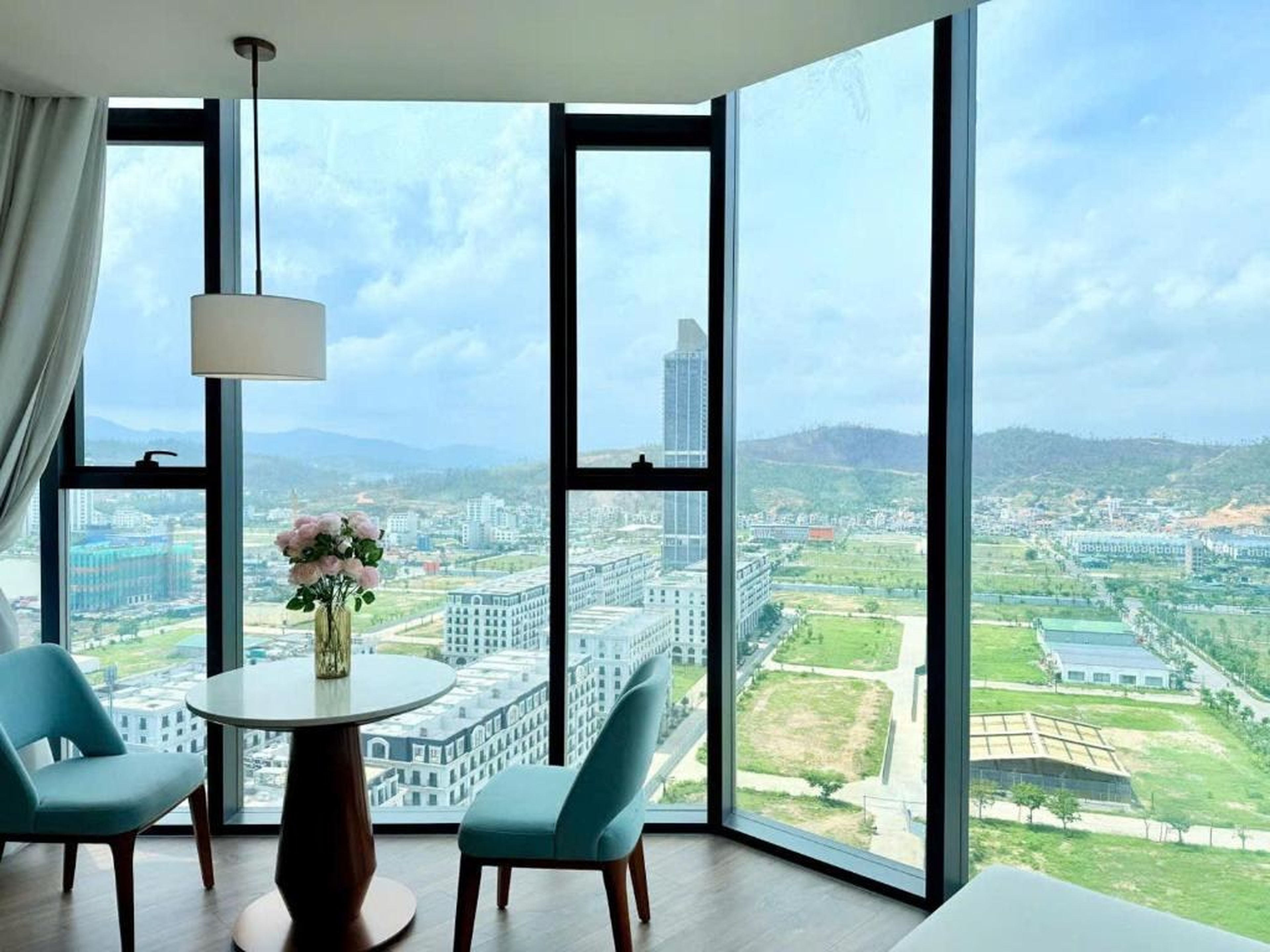 A La Carte Ha Long Bay Managed by 2Tstay - Hình 8