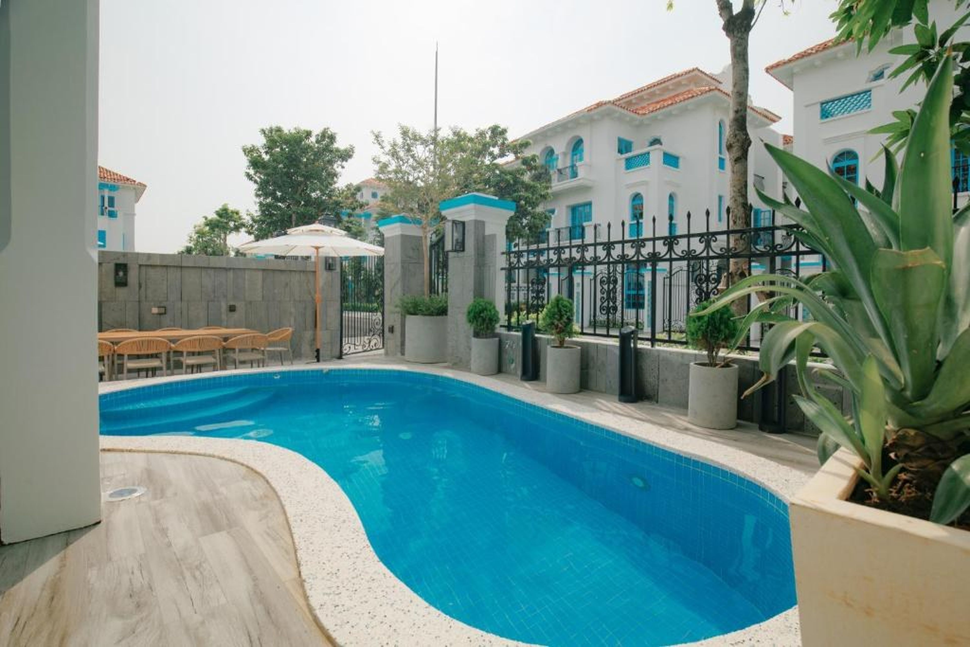 S Villa Ha Long - City Center & Near Beach - 4BR Private Villa with Pool, Jacuzzi, Sauna, Karaoke - Hình 30