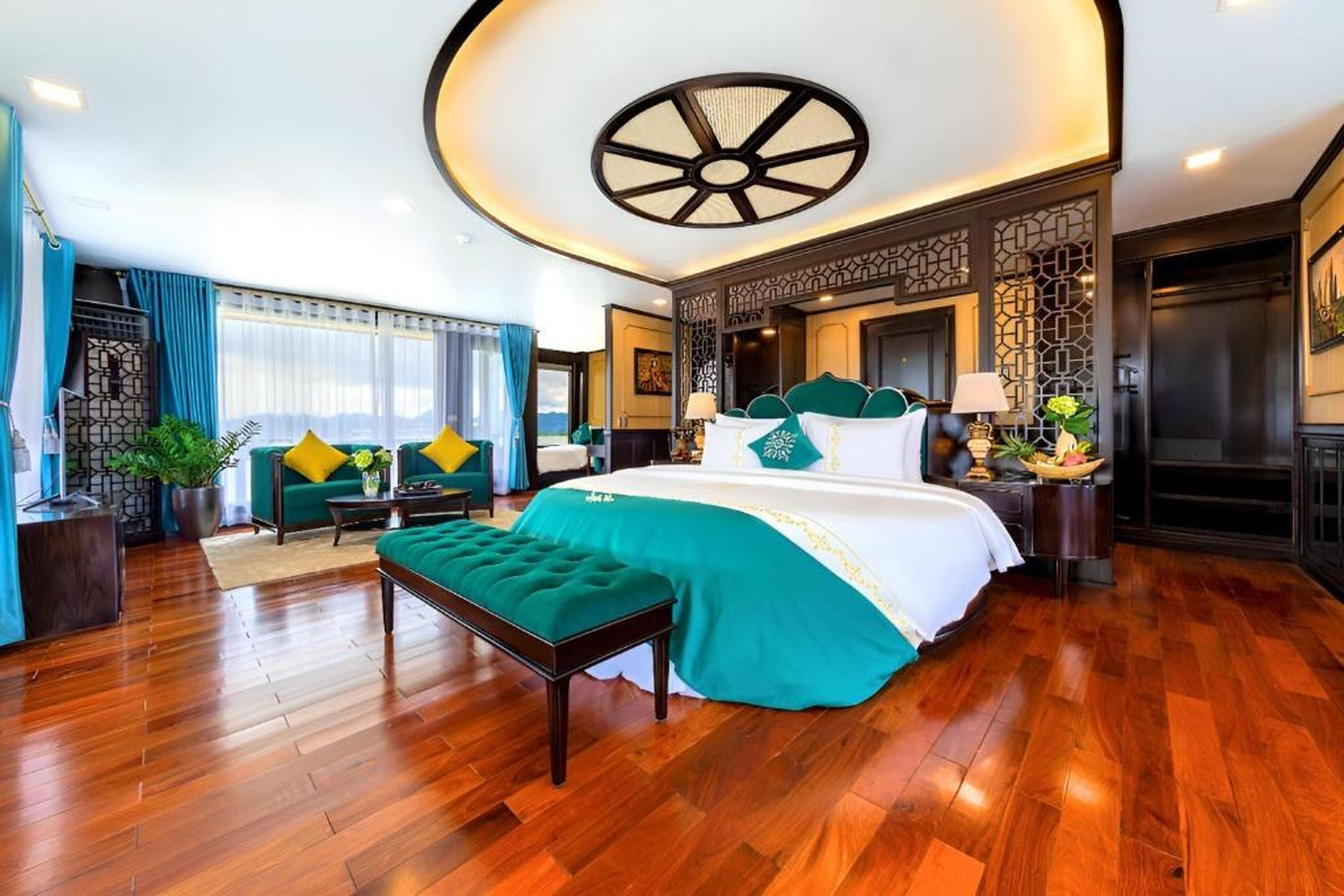 Mila Grand Luxury Cruise - Hình 2