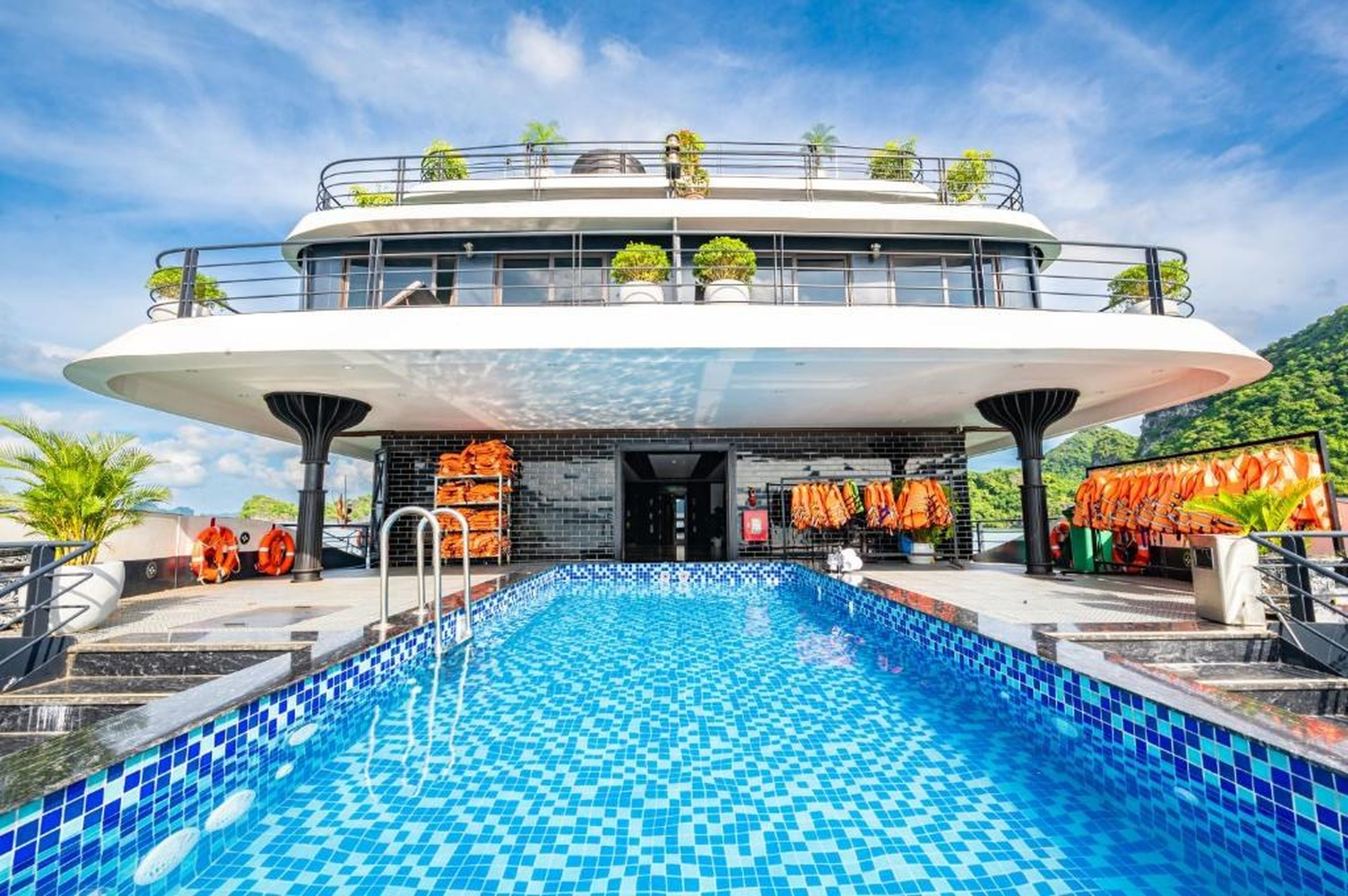 Venus Cruises Halong Bay by Venus Group - Hình 7