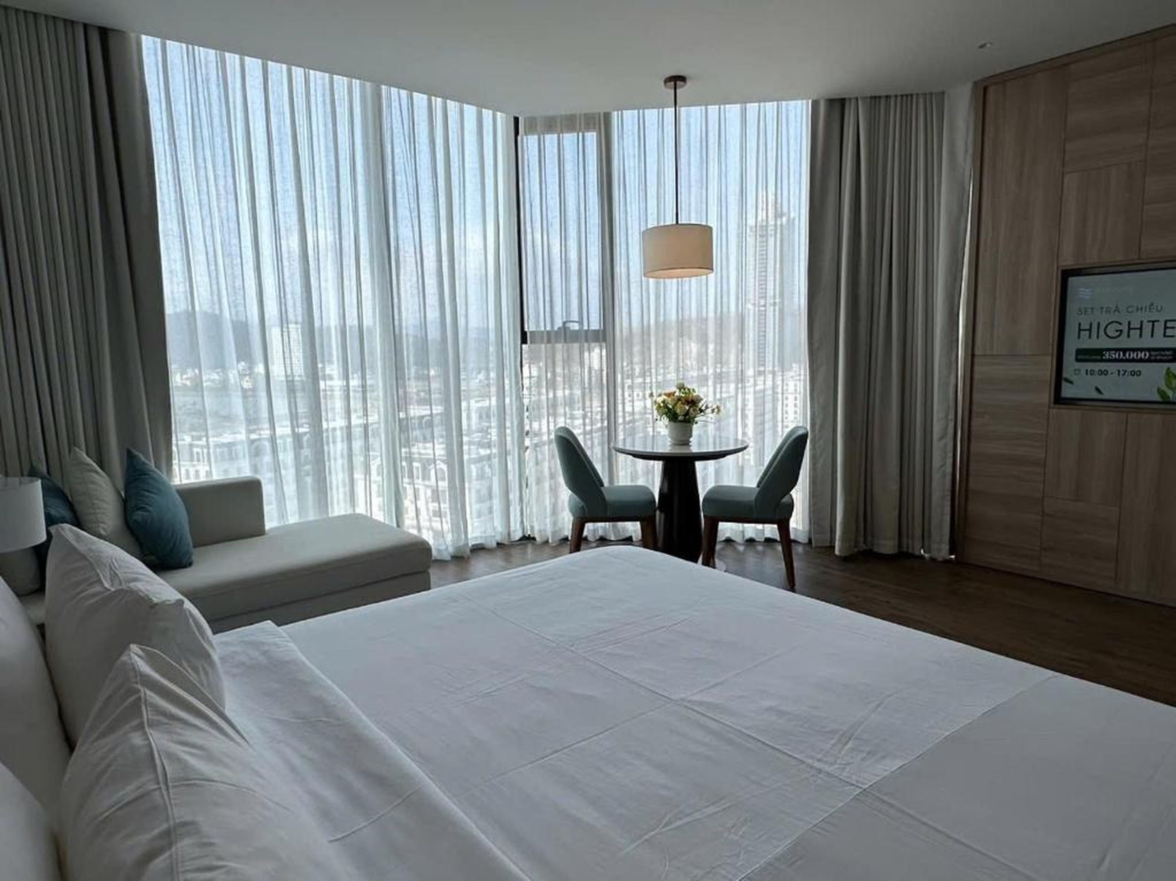 A La Carte Ha Long Bay - Sea View Apartment - Hình 30