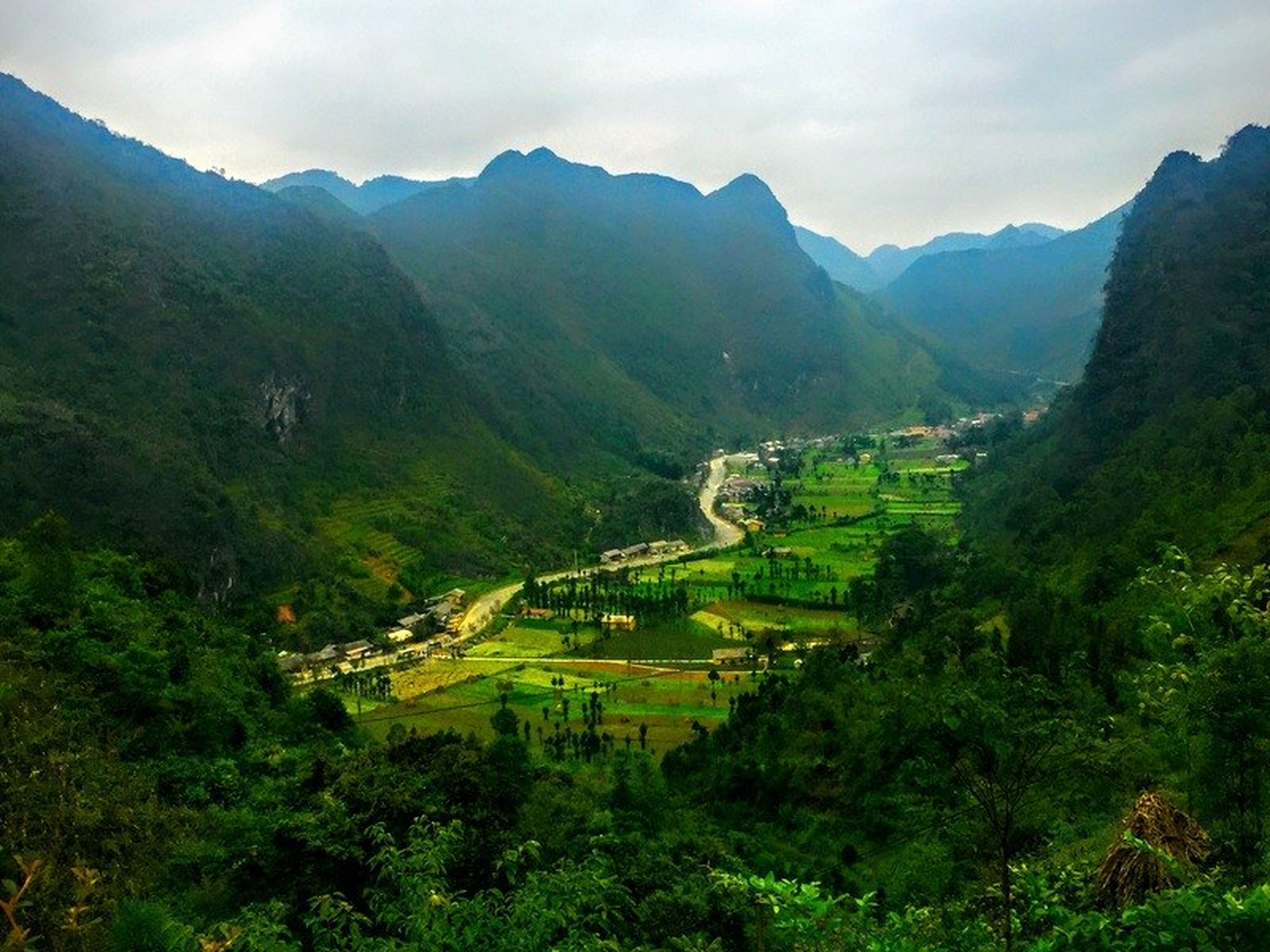 Vọng cảnh Hà Giang Loop, cung đường trong mơ xứ Đông Bắc - Hình 2
