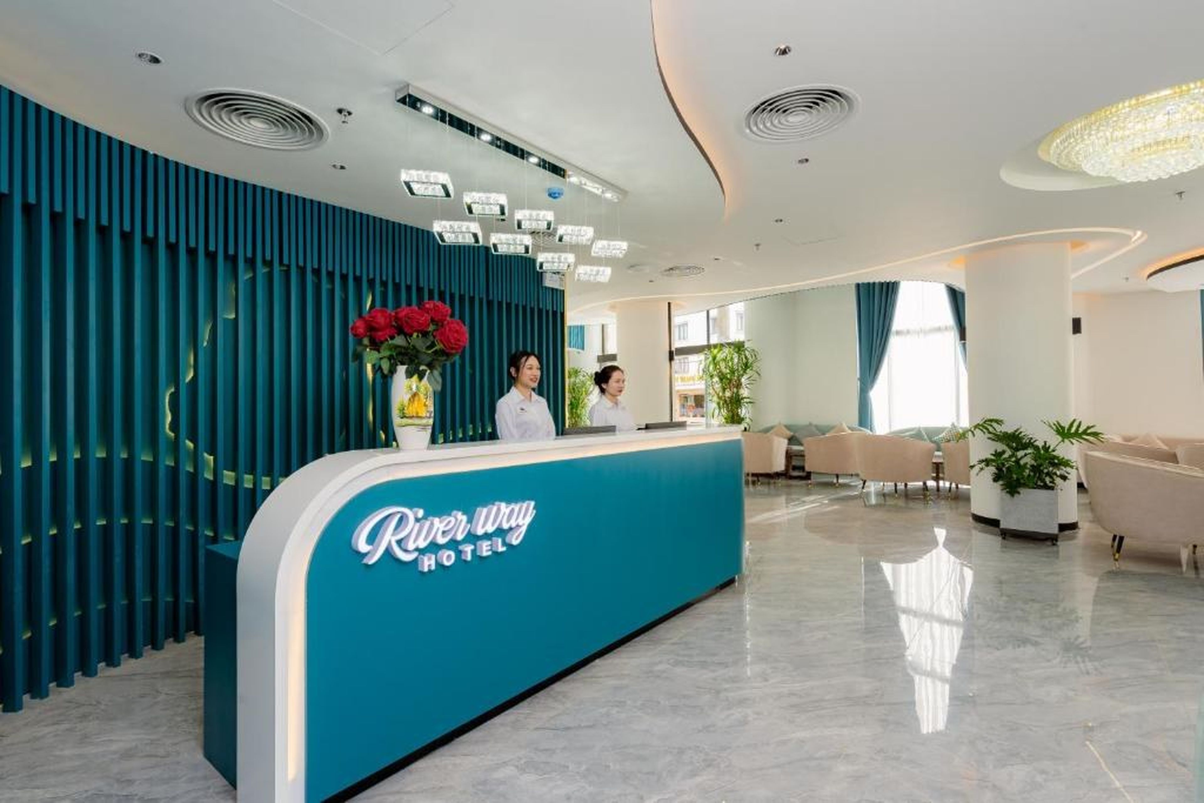 River Way Hotel Ha Long - 500m to Beach - Hình 2