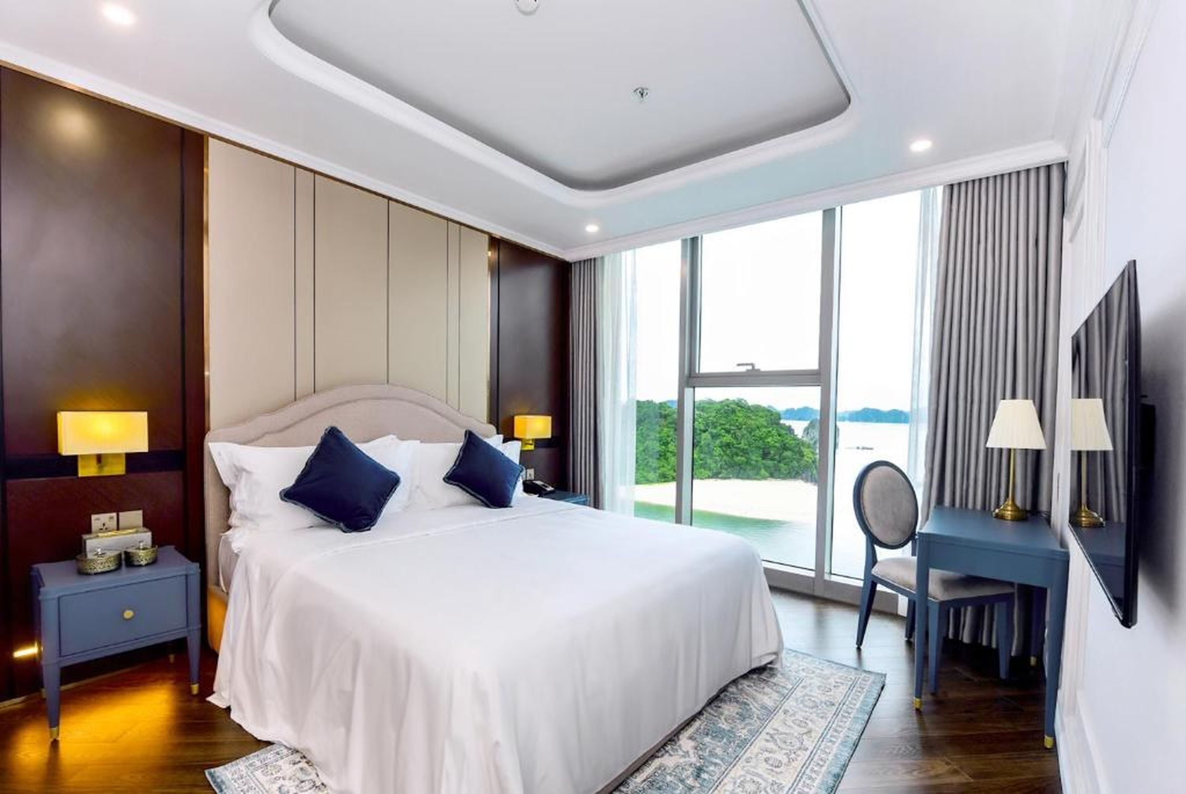 Centara Hotel & Residences Van Don - Hình 2