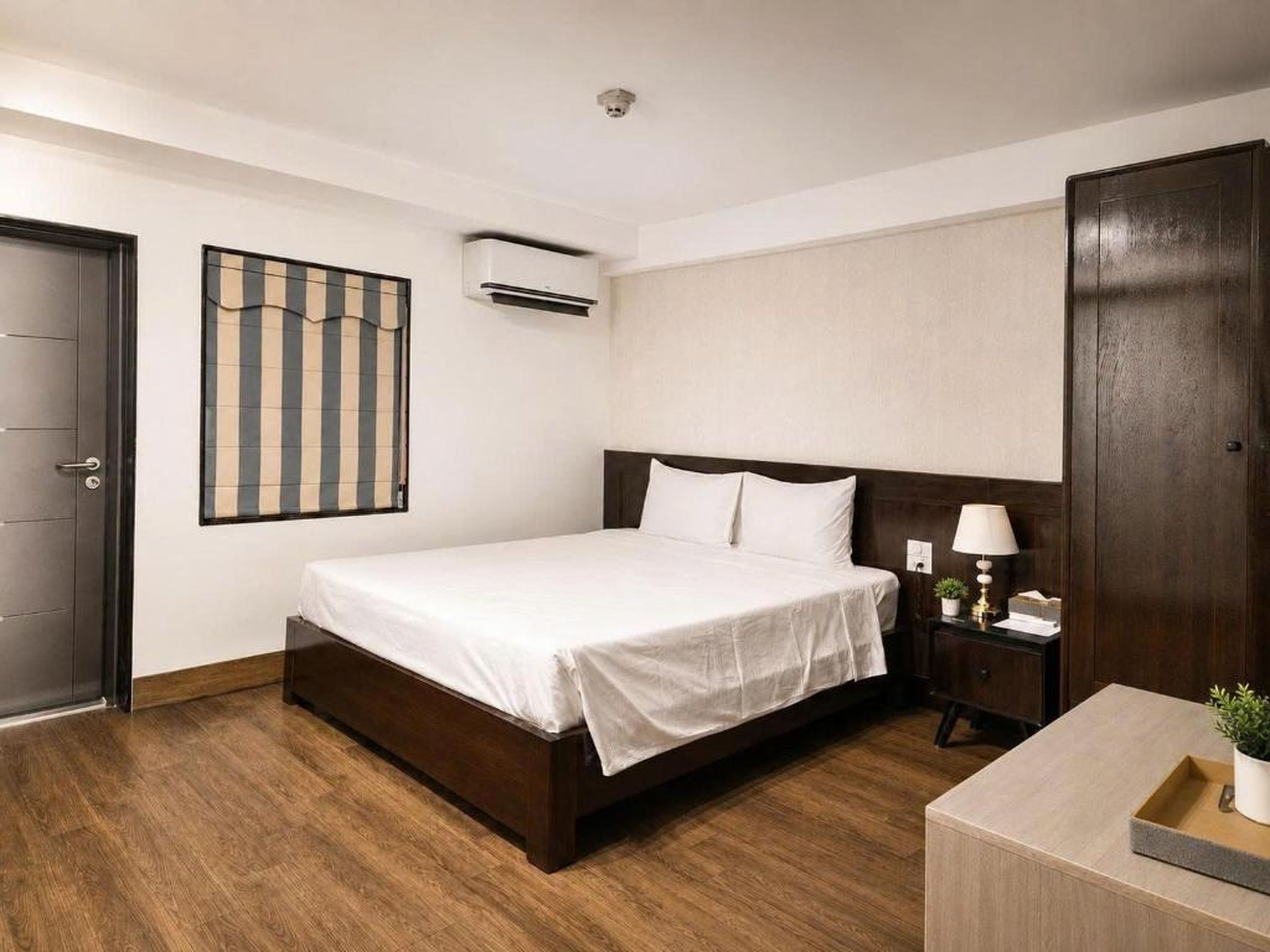 Khách Sạn Cát House - Hình 12