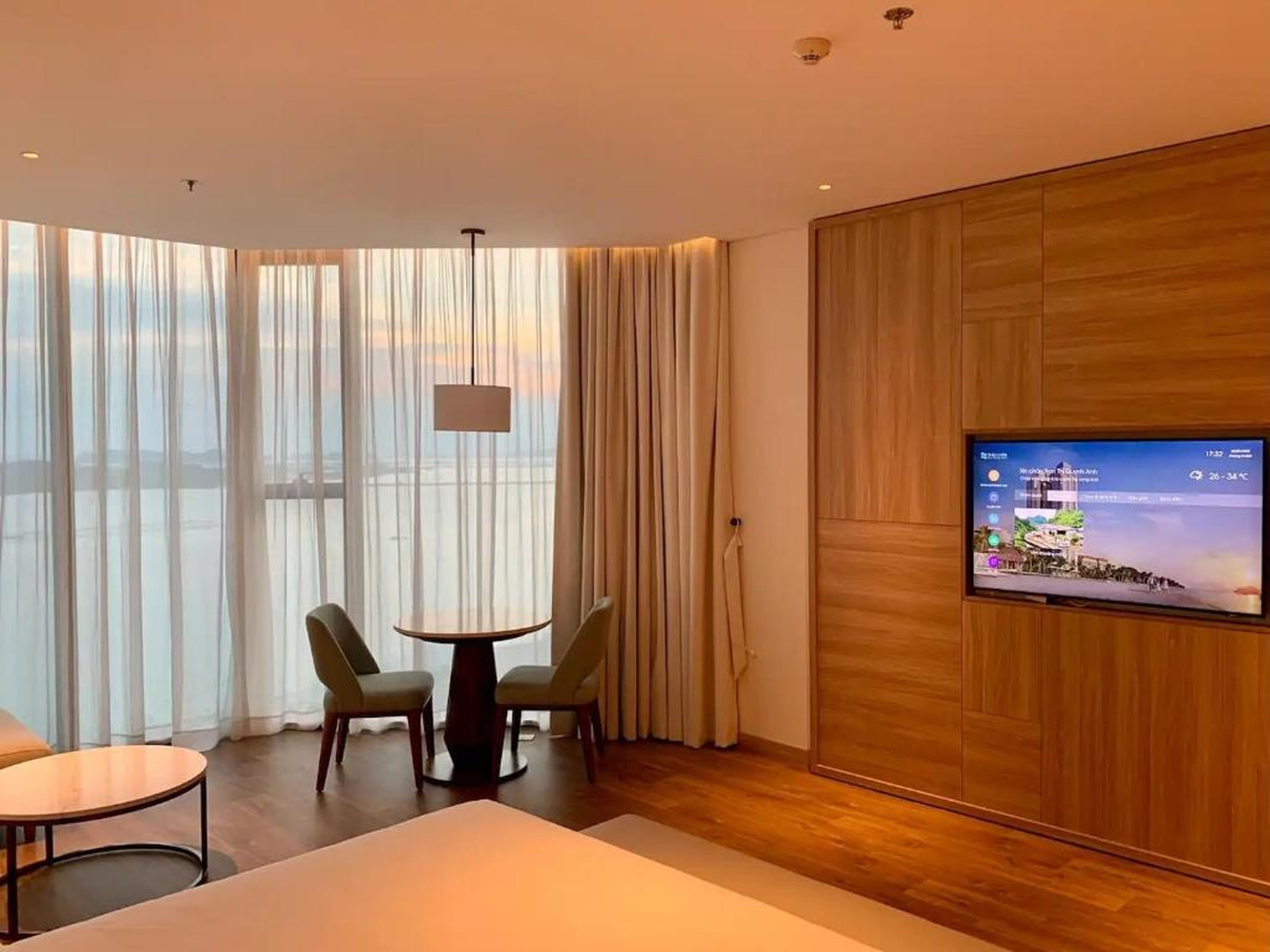 Panoramic sea homestay - Hình 5