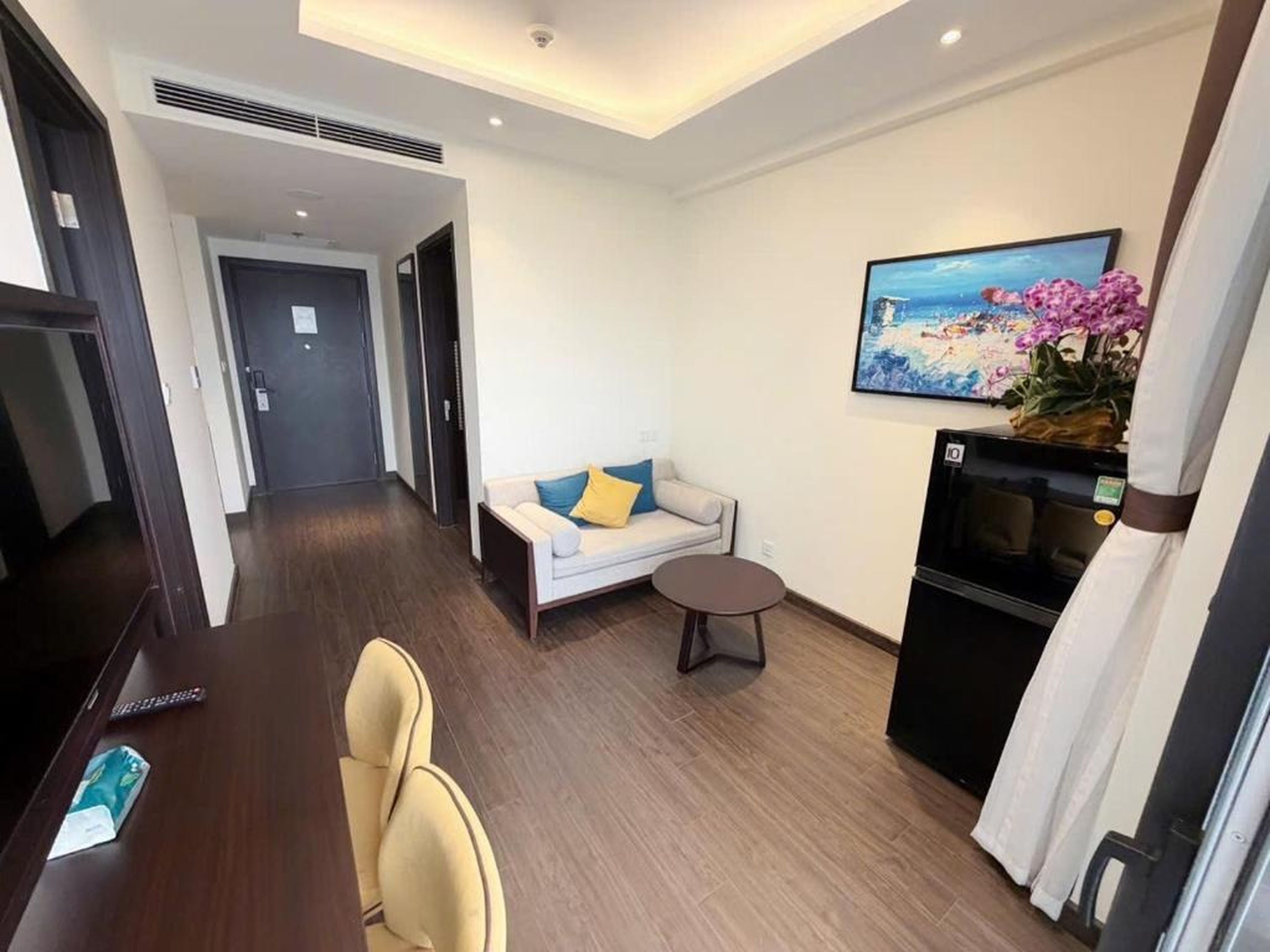 Sapphire Ha Long Apartment - Sea View - Hình 13