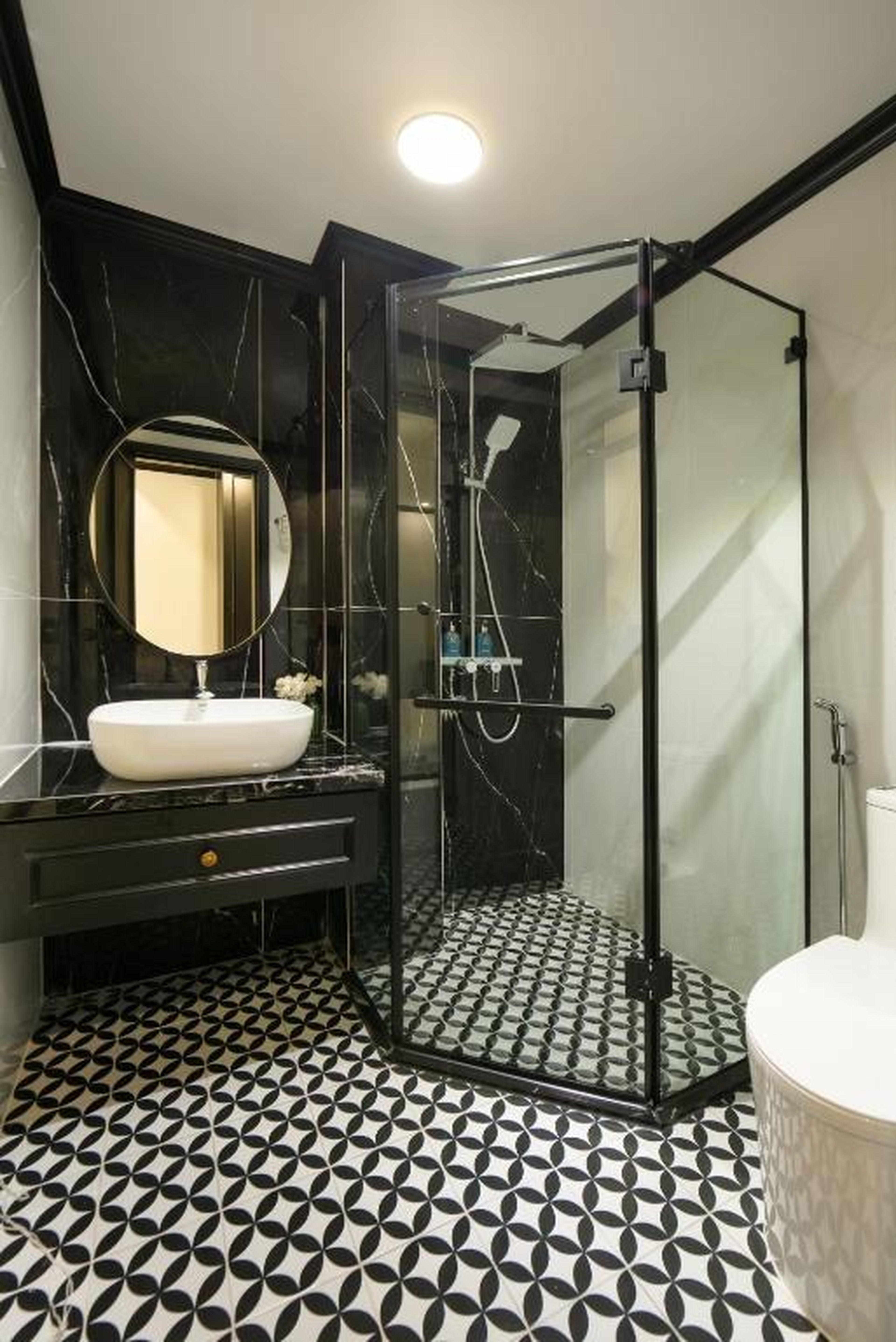 Elegant Boutique Hotel Ha Long - Hình 14