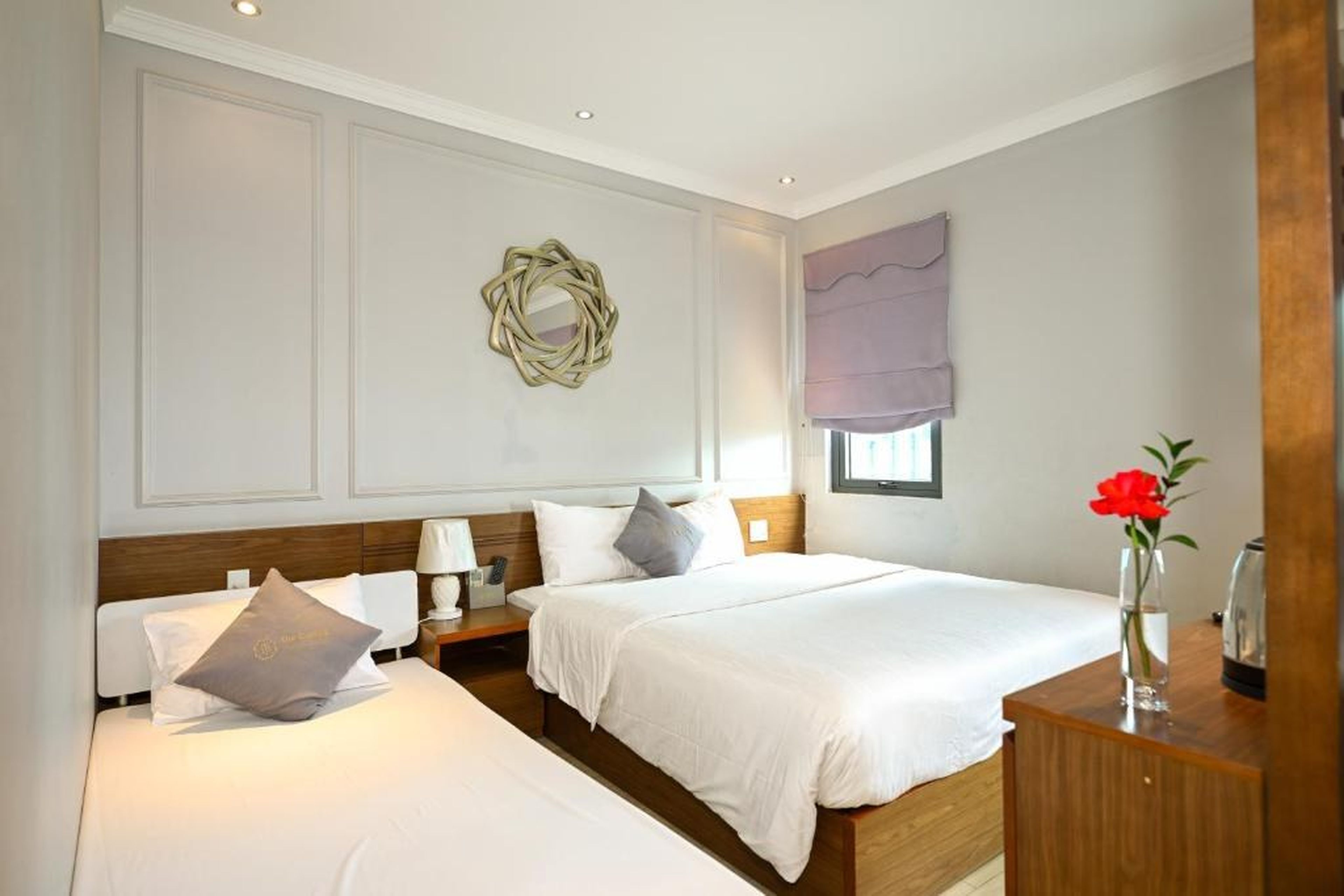 The Confetti Hotel Ha Long - Hình 37