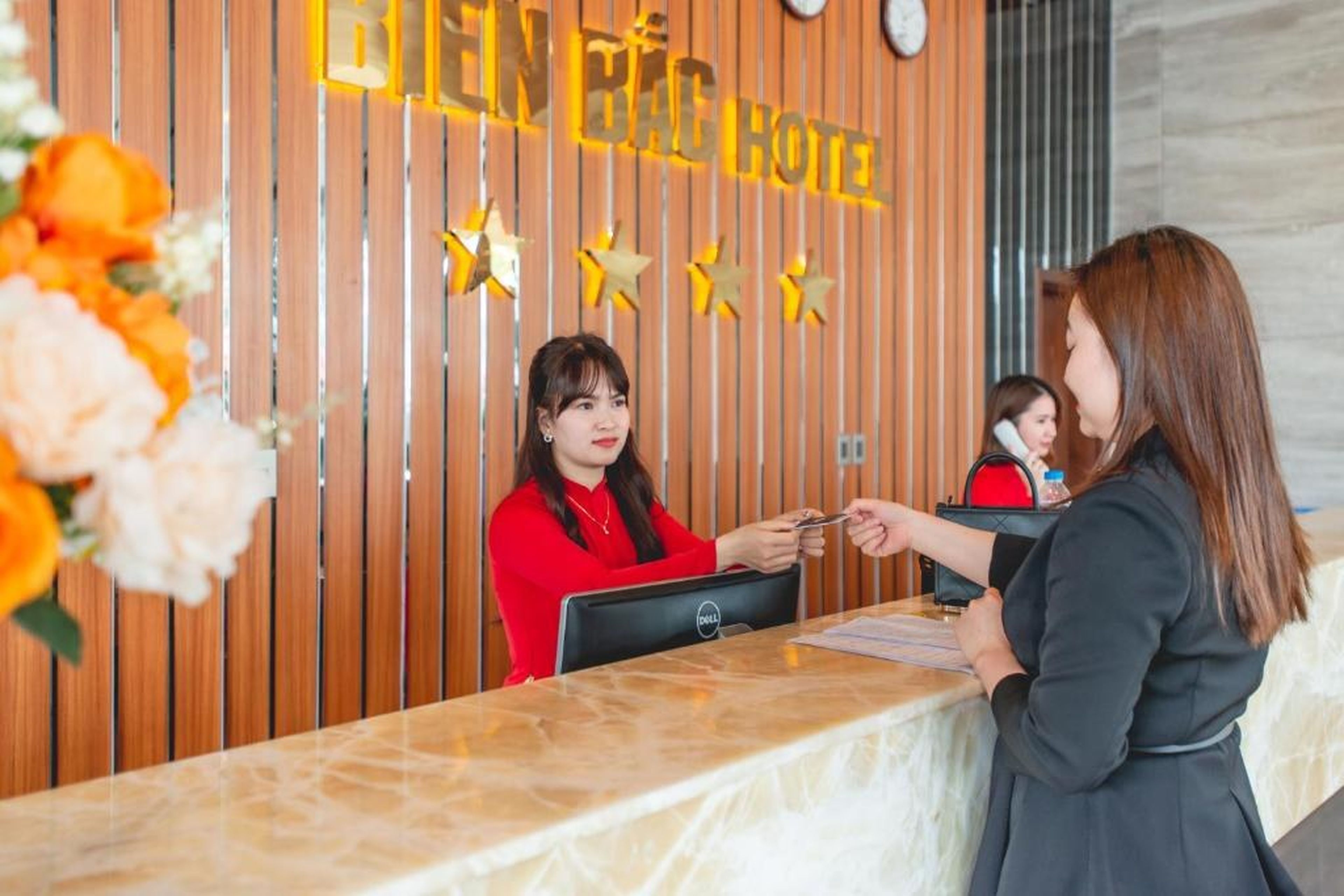 Bien Bac Hotel - Hình 15