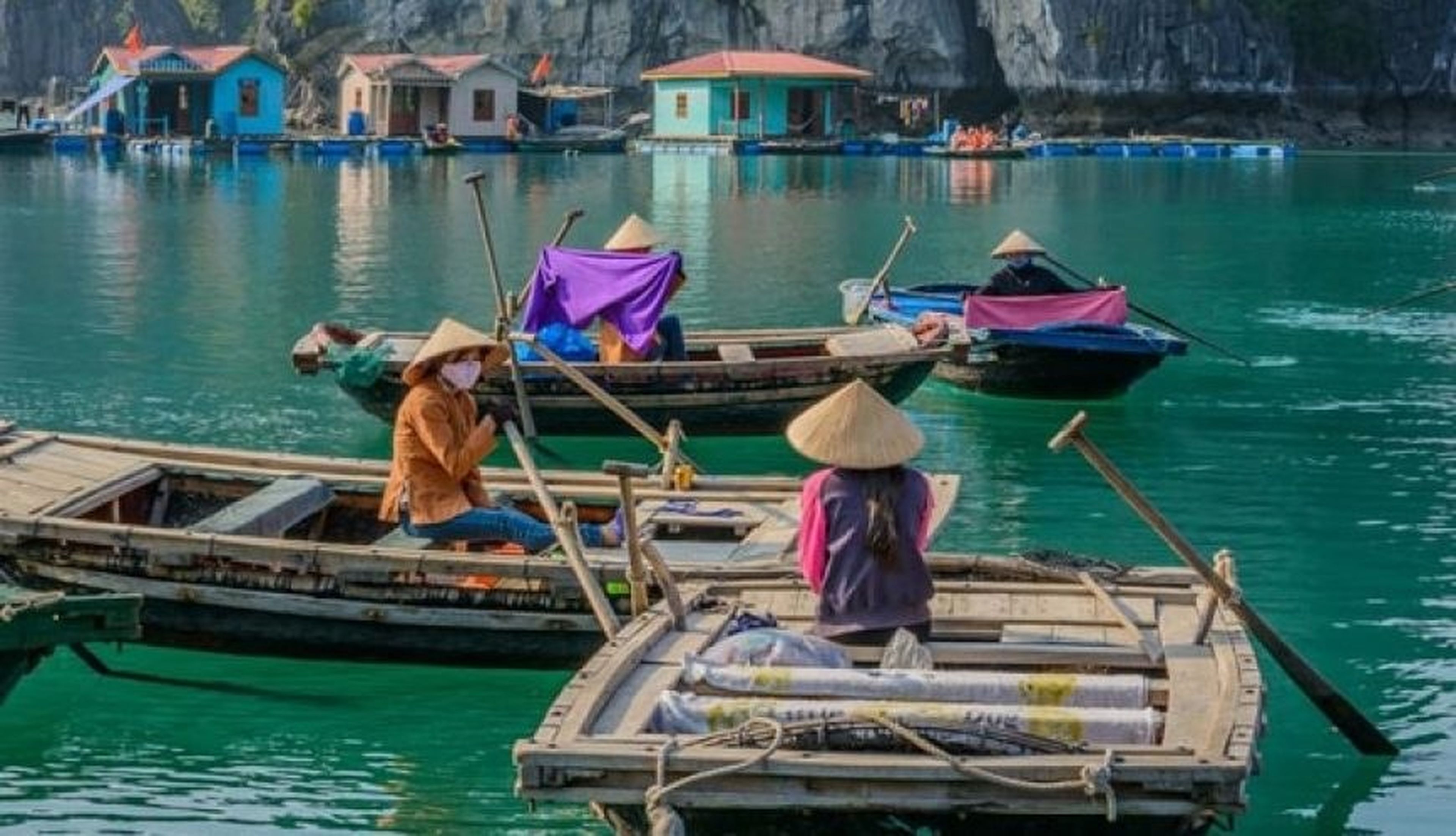 Đặt chân đến làng chài Ba Hang - Nhỏ bé, yên bình và thơ mộng - Hình 1