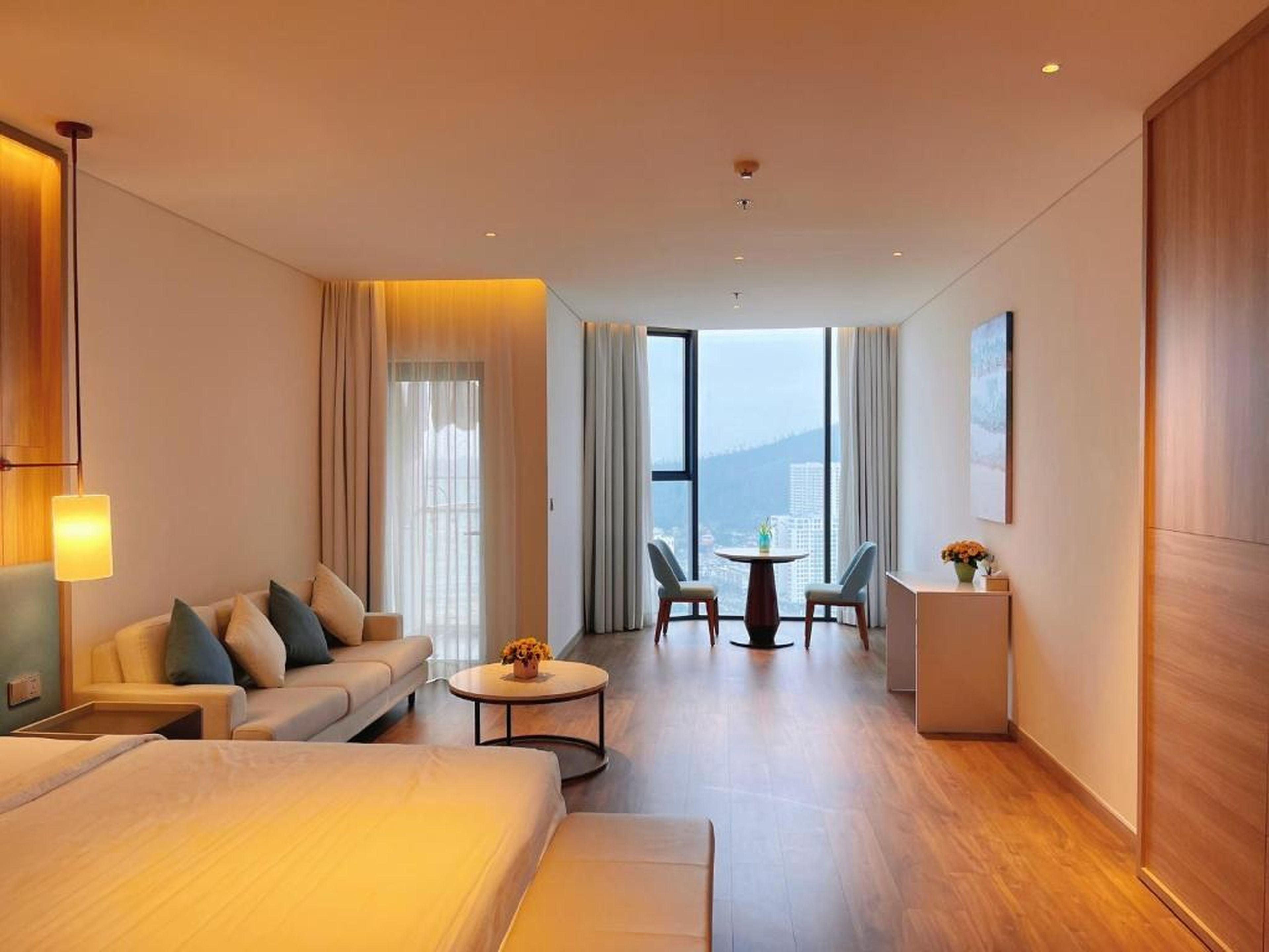 A La Carte Ha Long Bay Residence - Hình 5