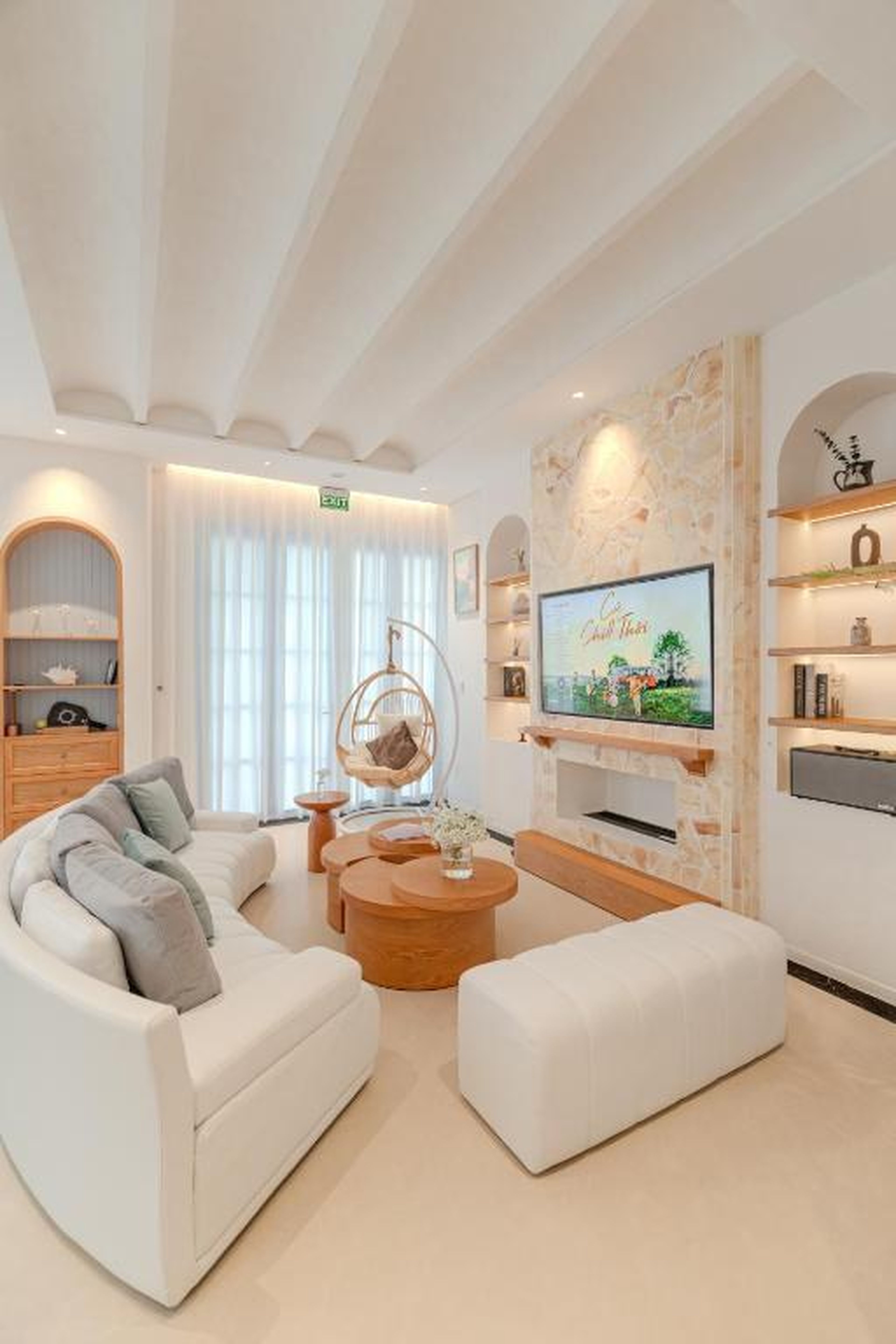 S Villa Ha Long - City Center & Near Beach - 4BR Private Villa with Pool, Jacuzzi, Sauna, Karaoke - Hình 13