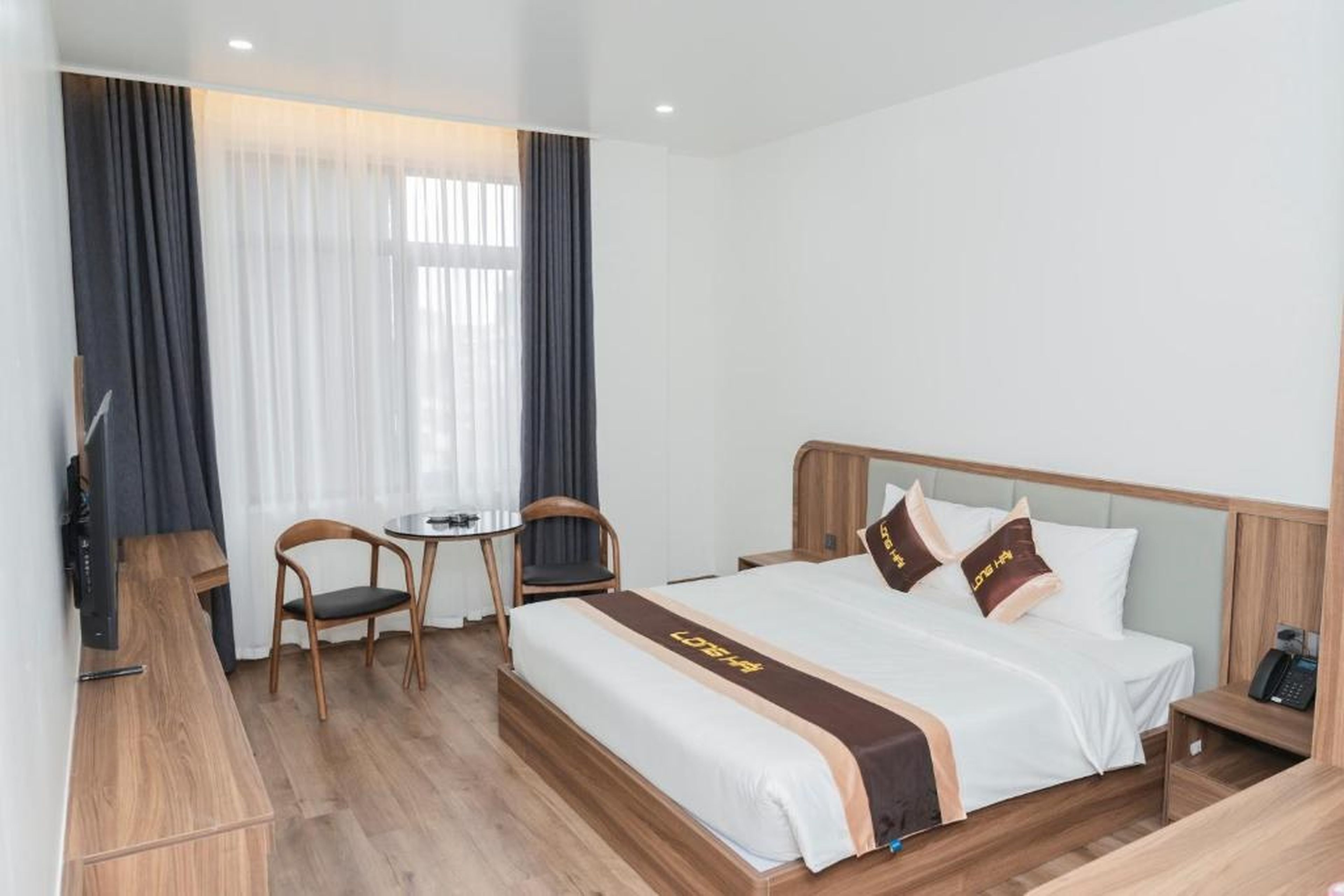 Long Hải Hotel - Hình 18