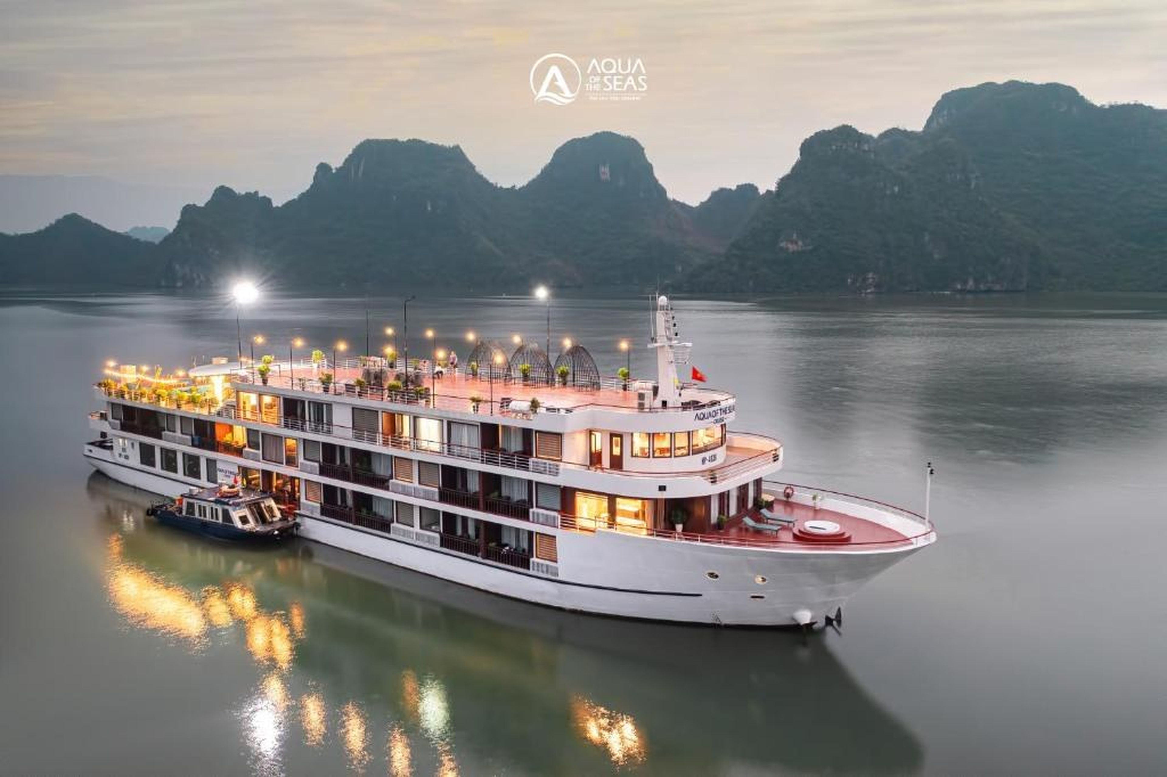 Aqua of the Seas Cruise - Hình 3