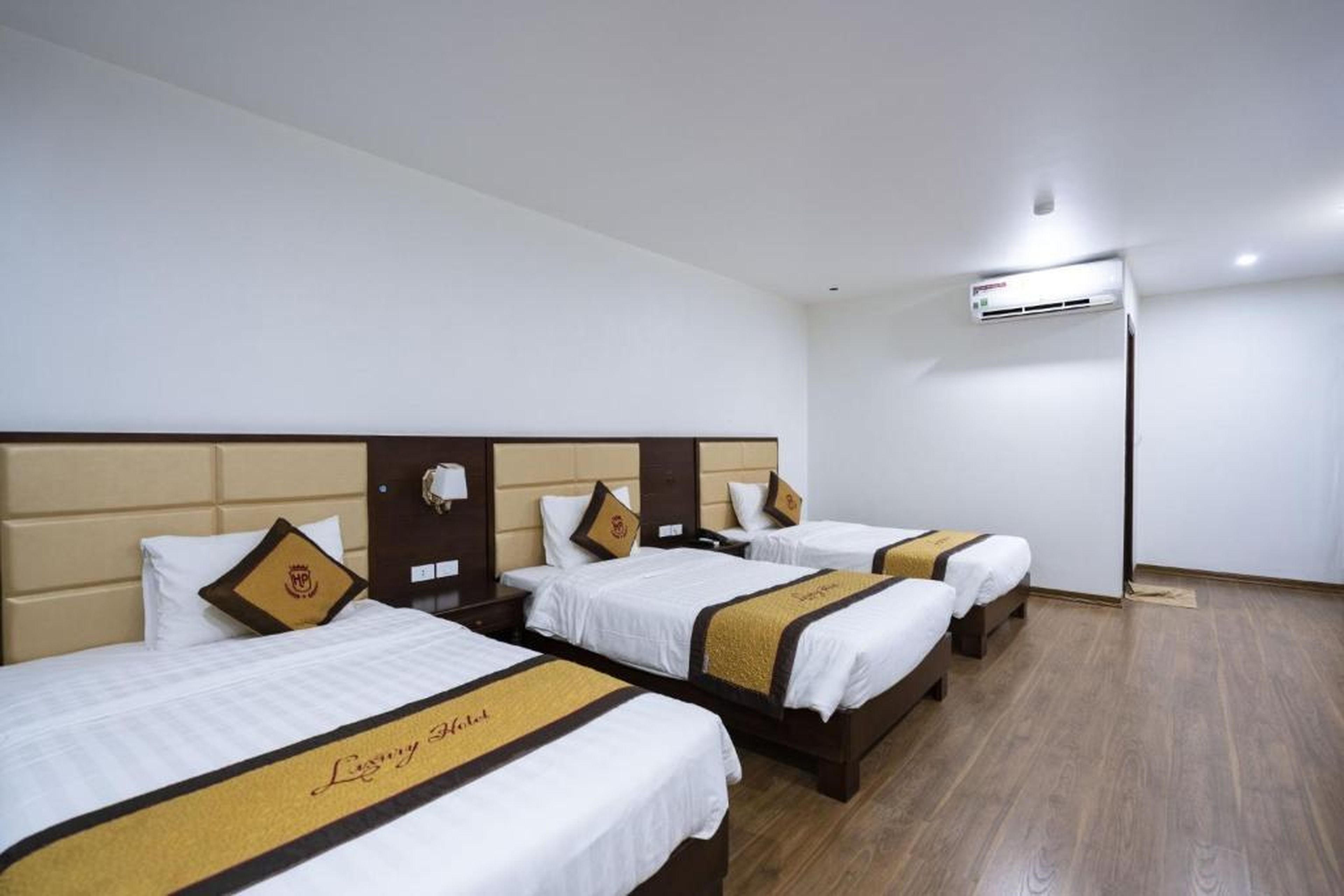 Luxury ii hotel - Hình 39