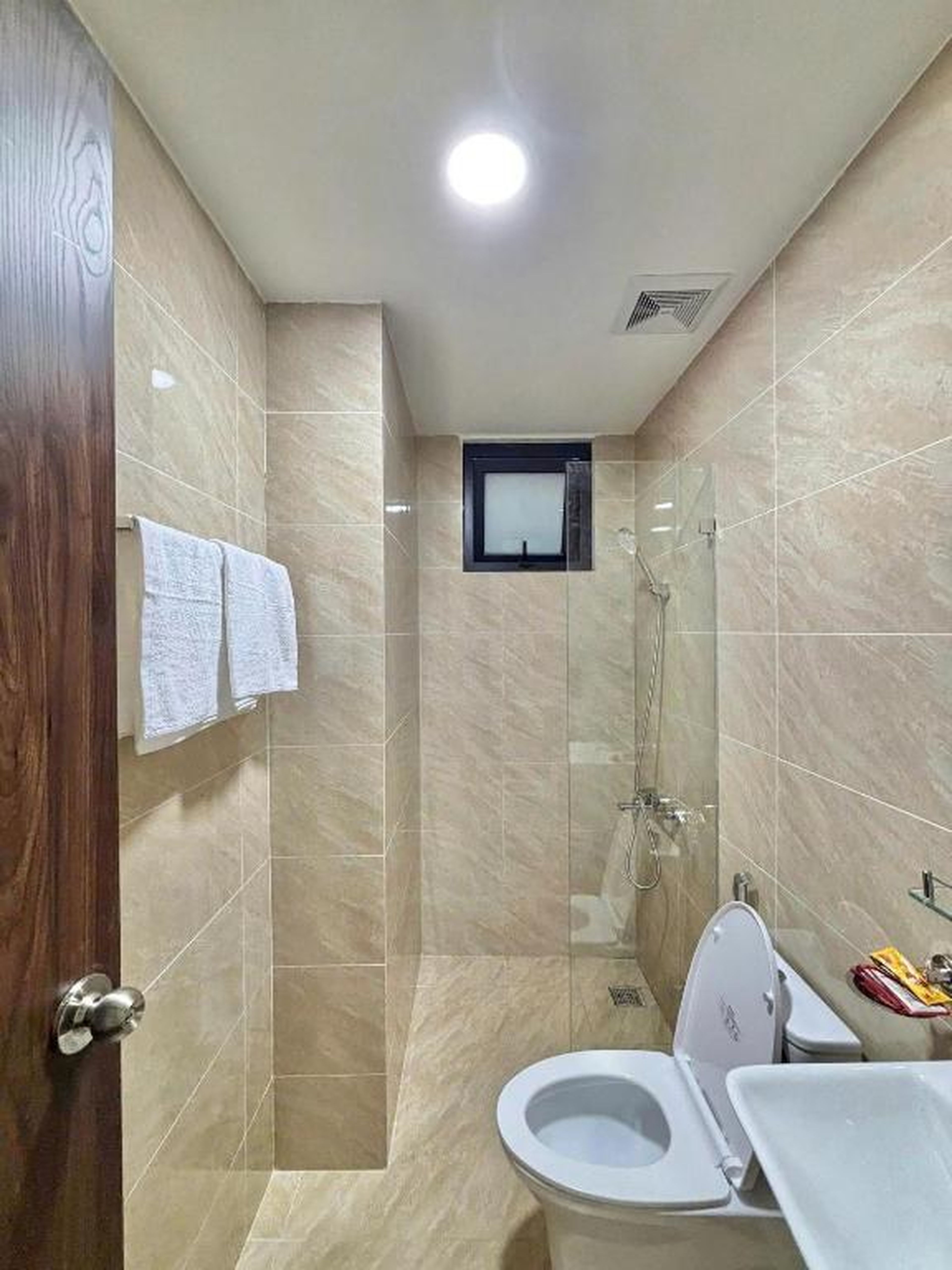 Serviced apartment-Luxcity Cẩm Phả 4mins to beach - Hình 4