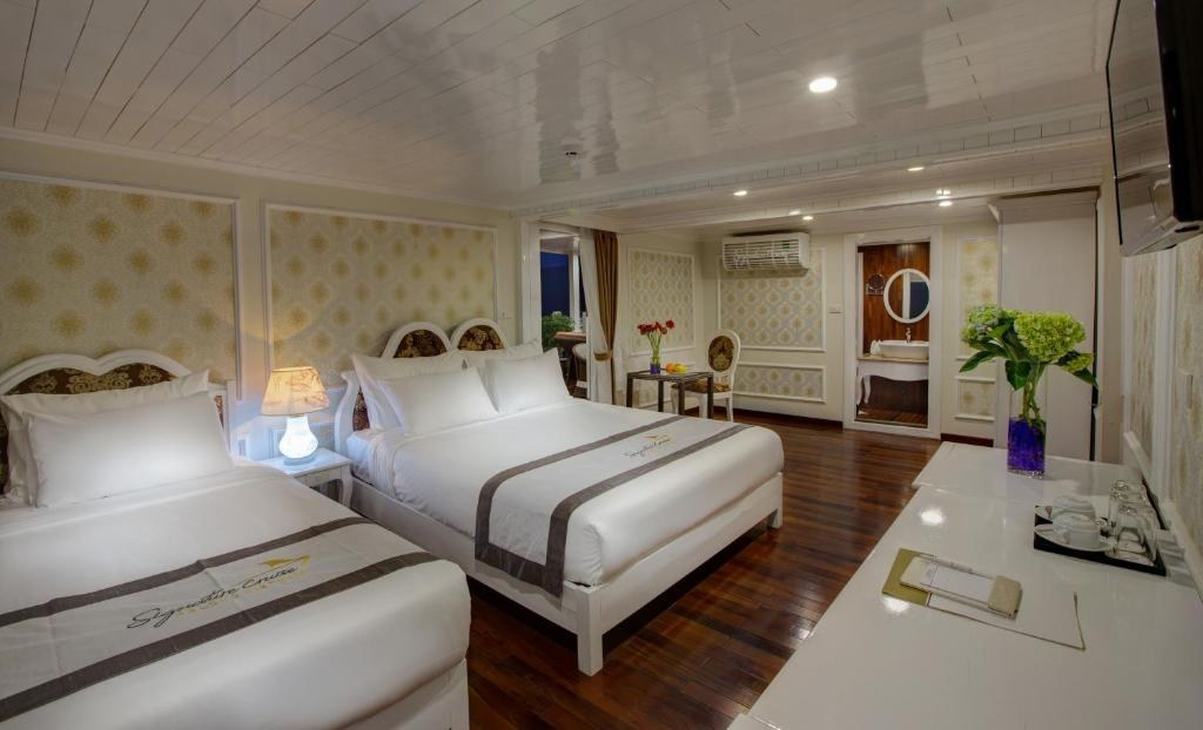 Signature Royal Halong Cruise - Hình 34