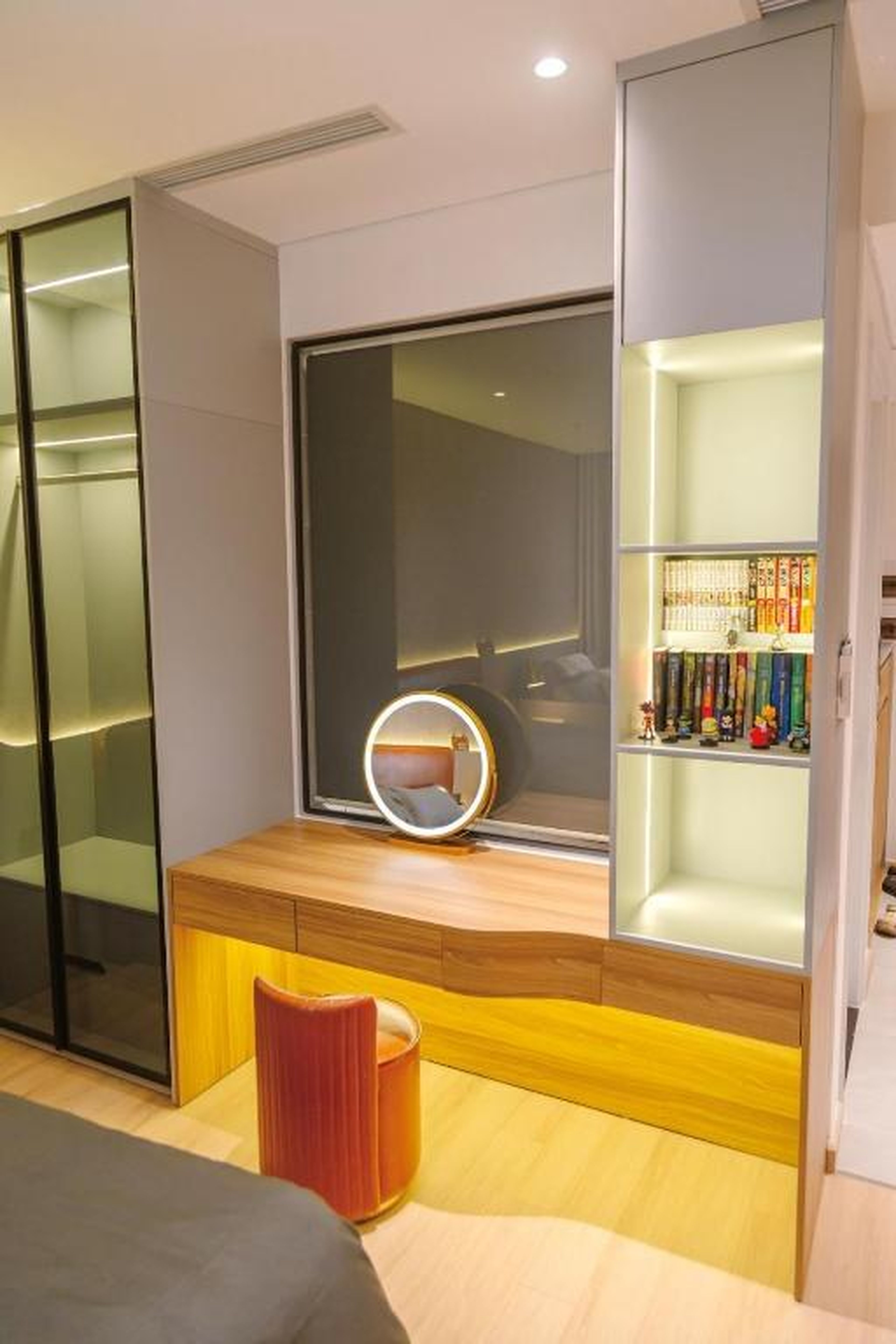 Modern Balcony Studio Near Sun World - The Holiday Ha Long - Hình 11