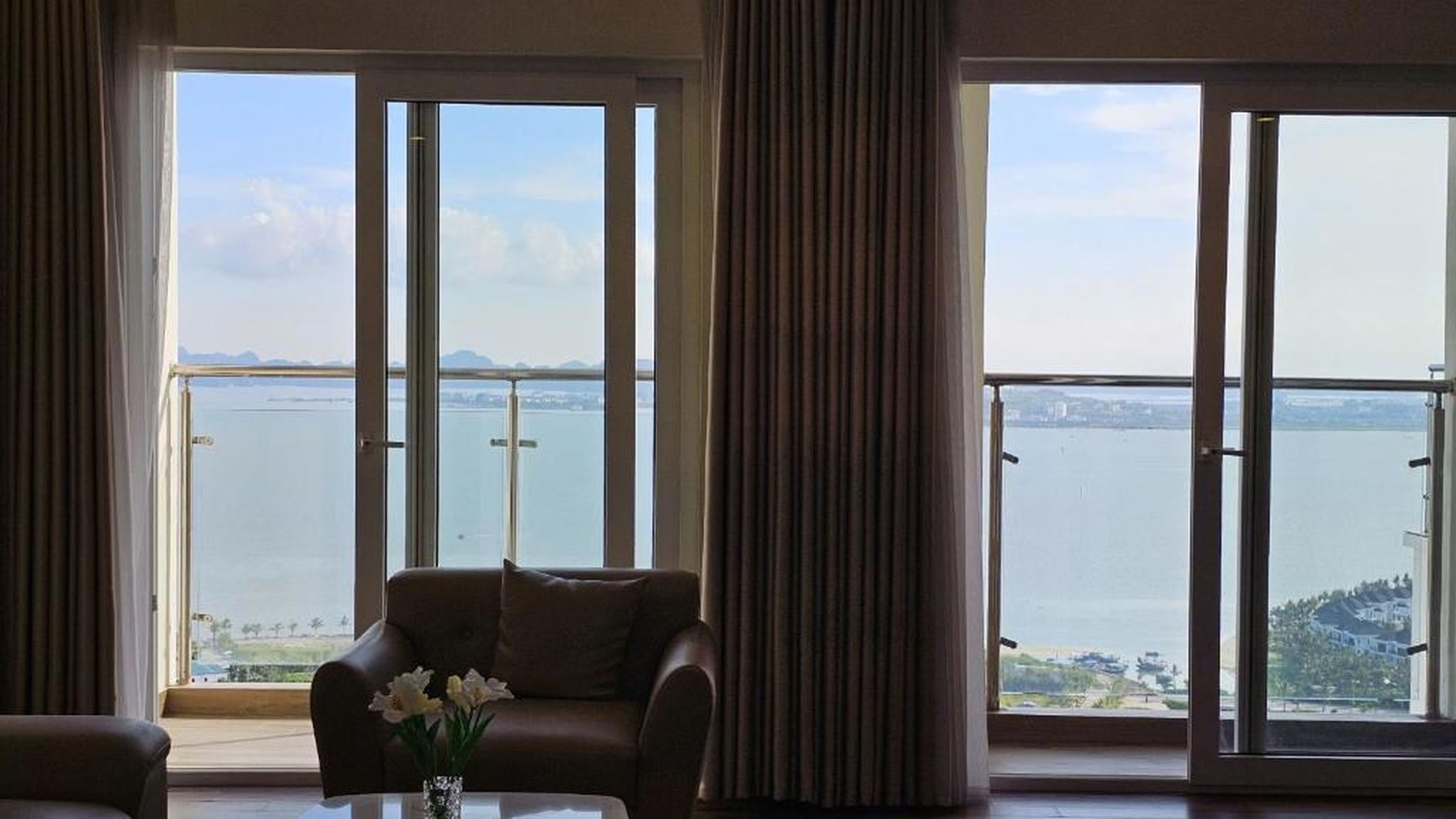 Newlife Tower- by Greenbay Premium homestay Hạ Long Bay - Hình 9
