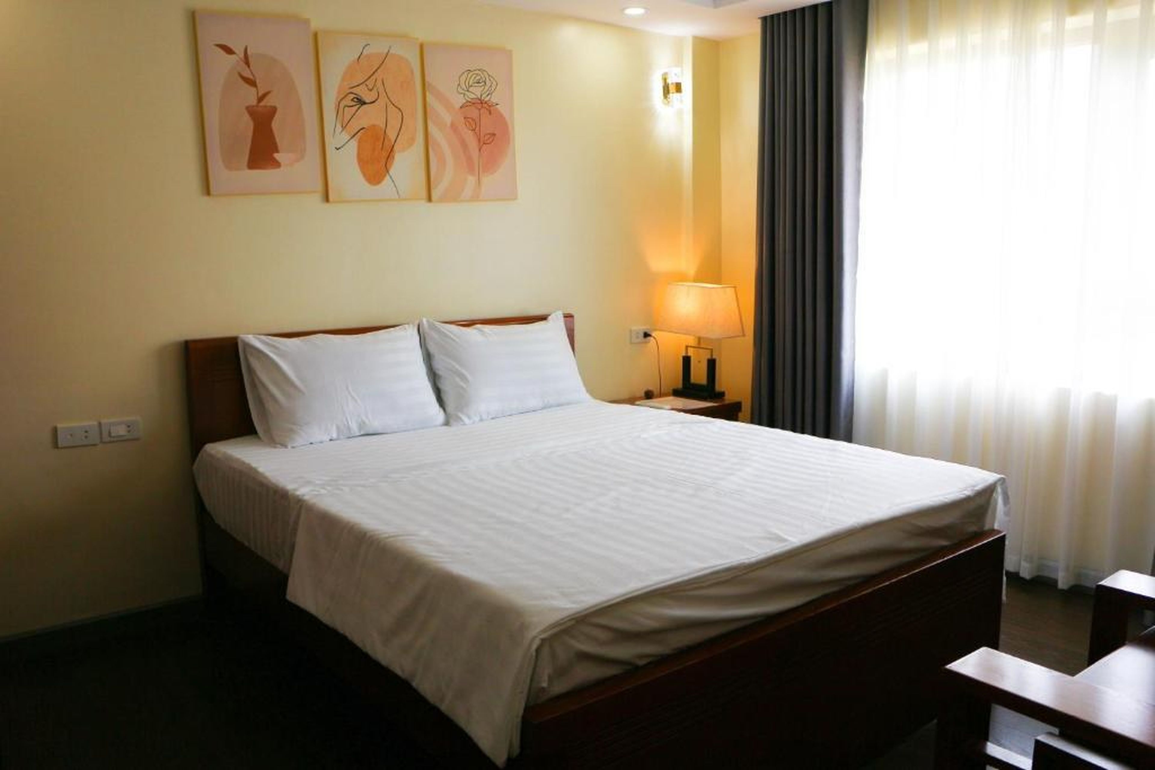 Y - Hotel - Hình 27