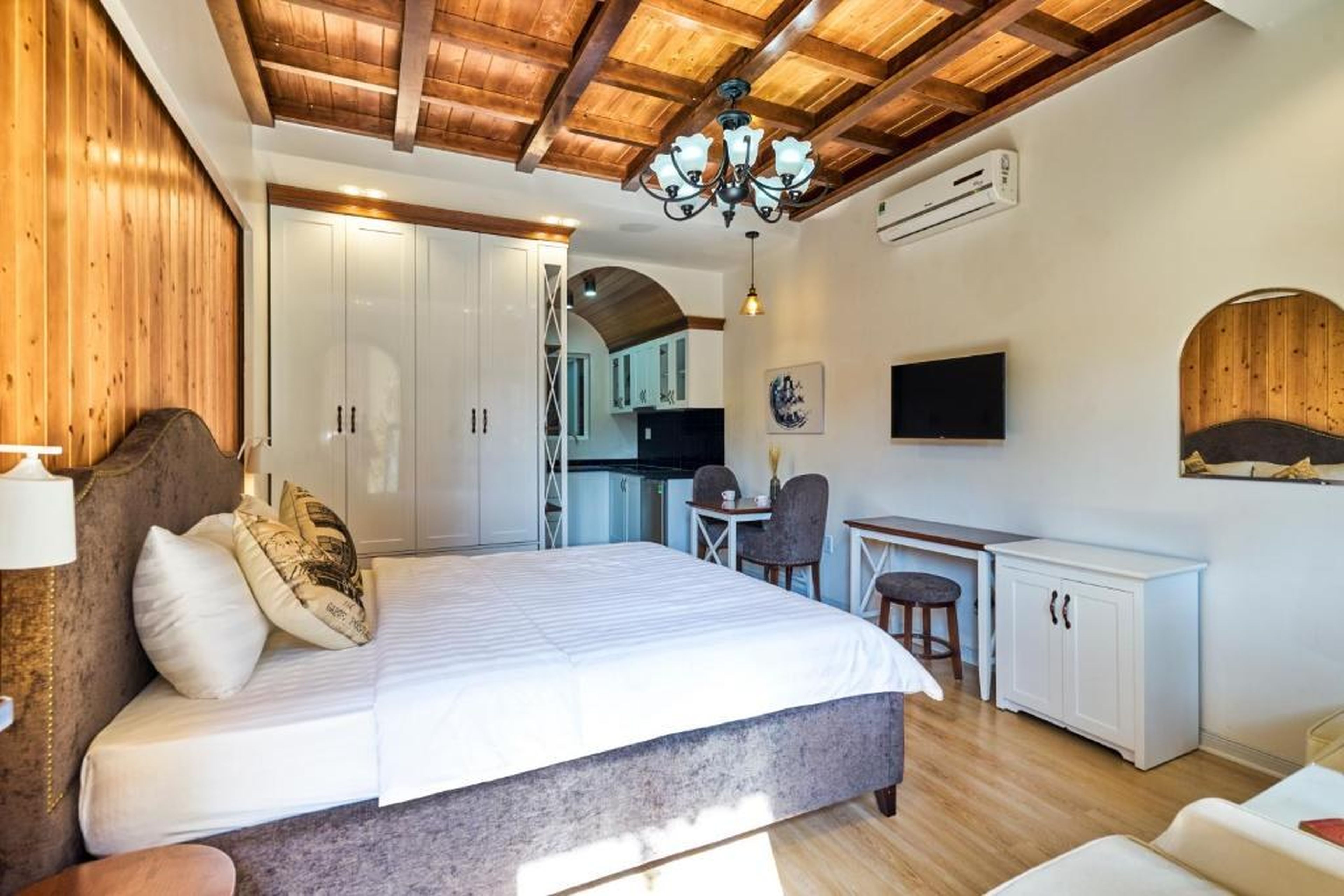 Little Colmar - Homestay & Pottery Studio - Hình 16