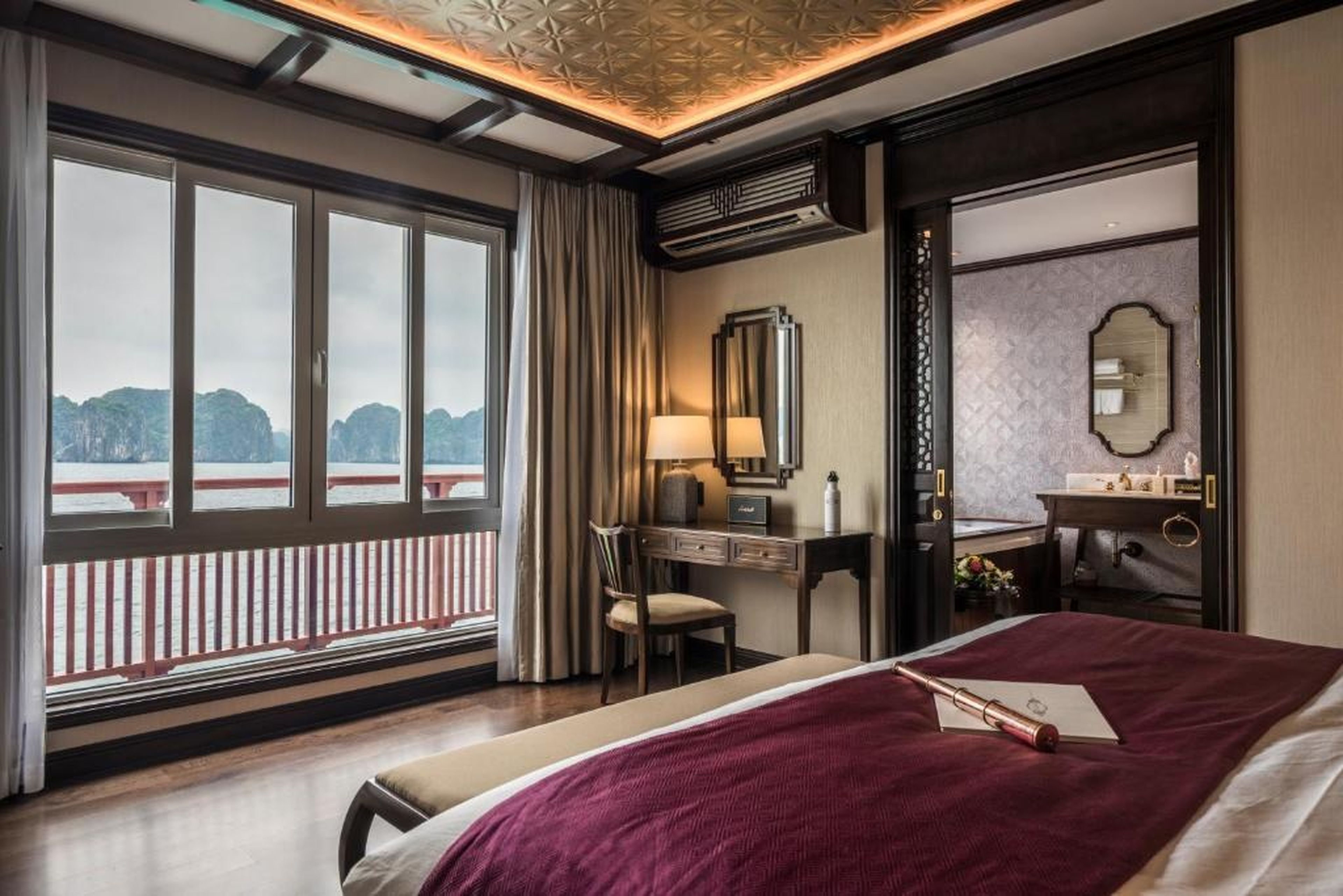 Heritage Line Ylang Cruise - Halong Bay & Lan Ha Bay - Hình 2