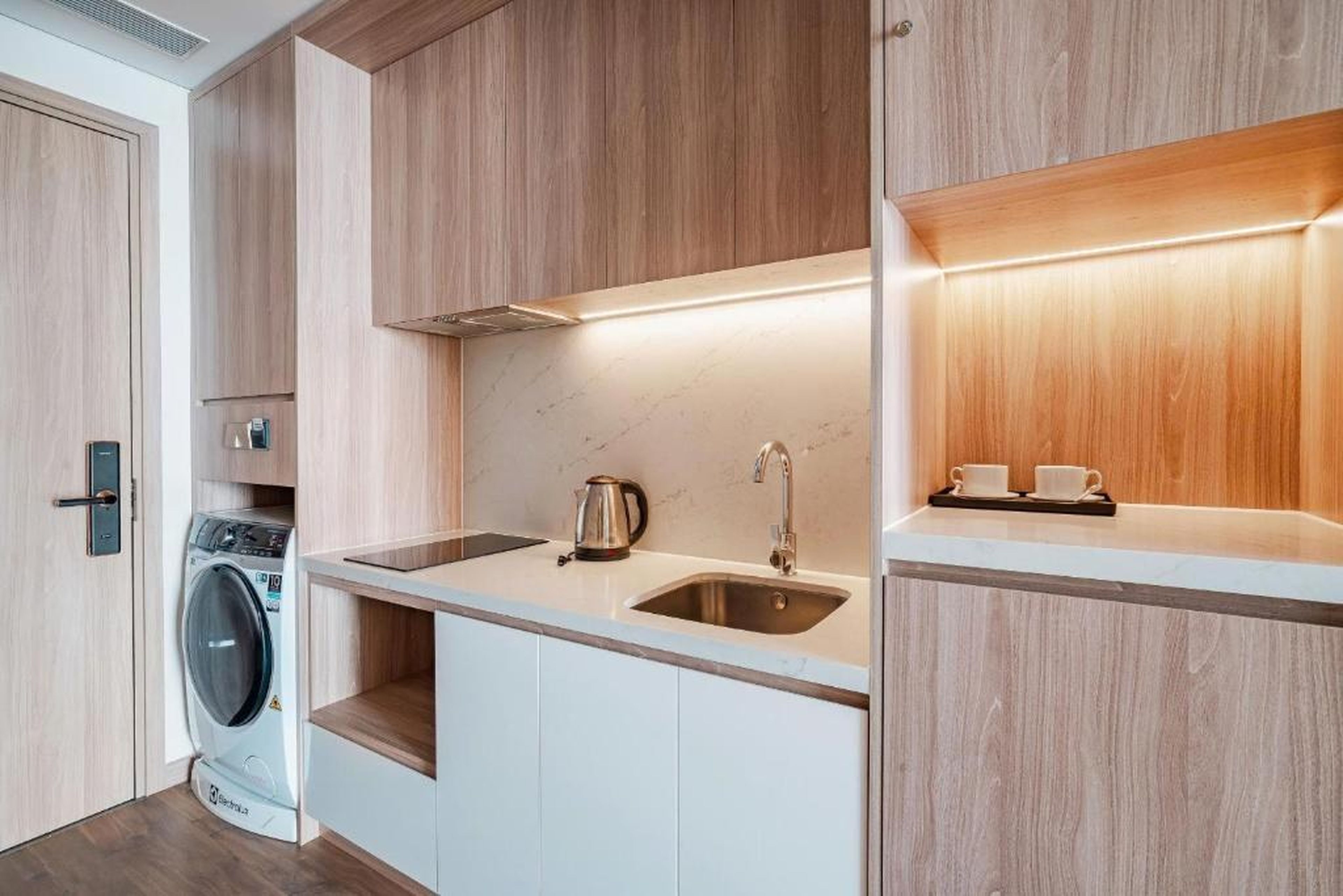 Khách sạn Căn hộ 5 sao Alacarte Hạ Long - Hình 6