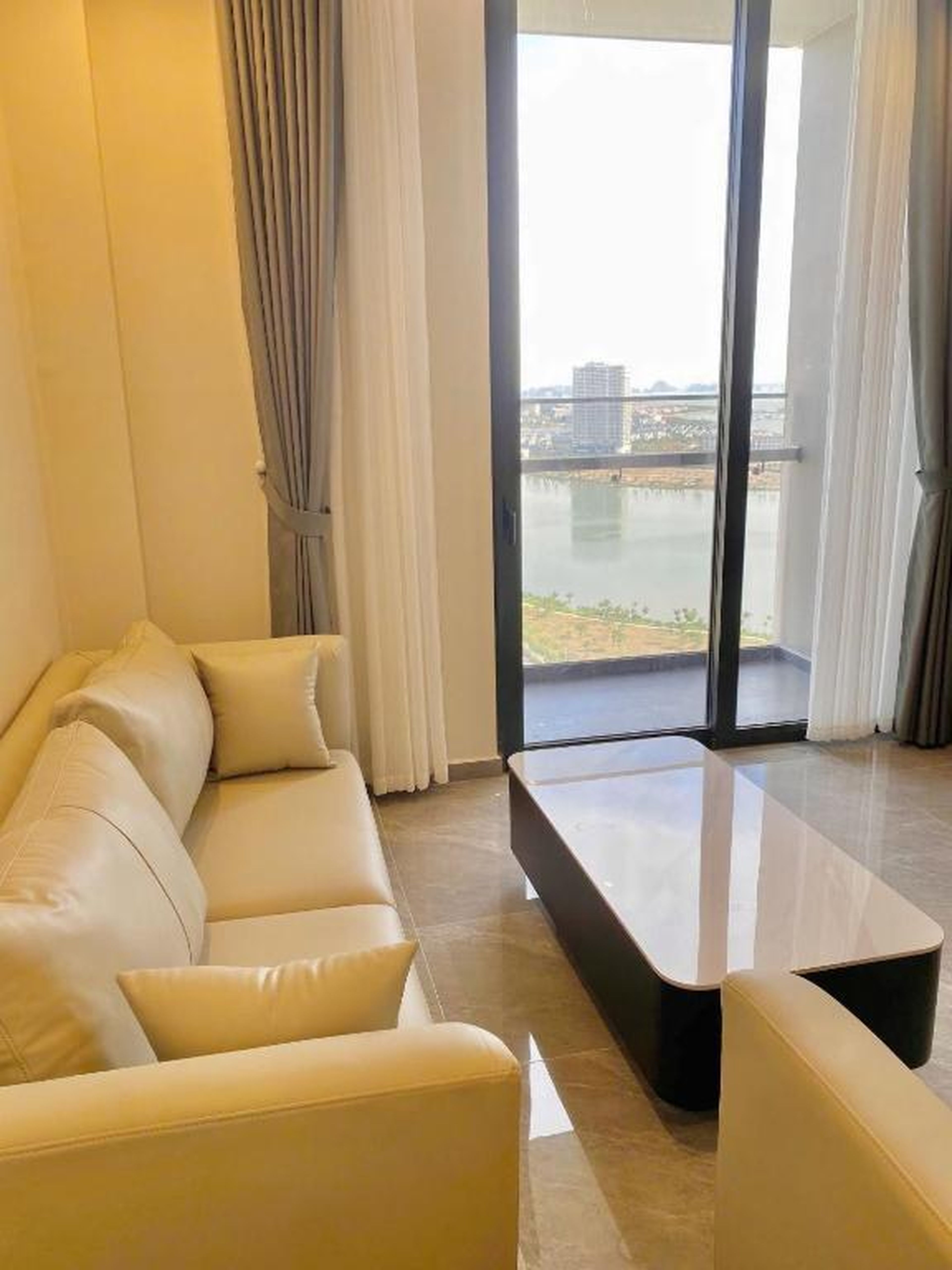 Asahi Luxstay - ICON40 Ha Long 2BR Luxury Apartment - Hình 28