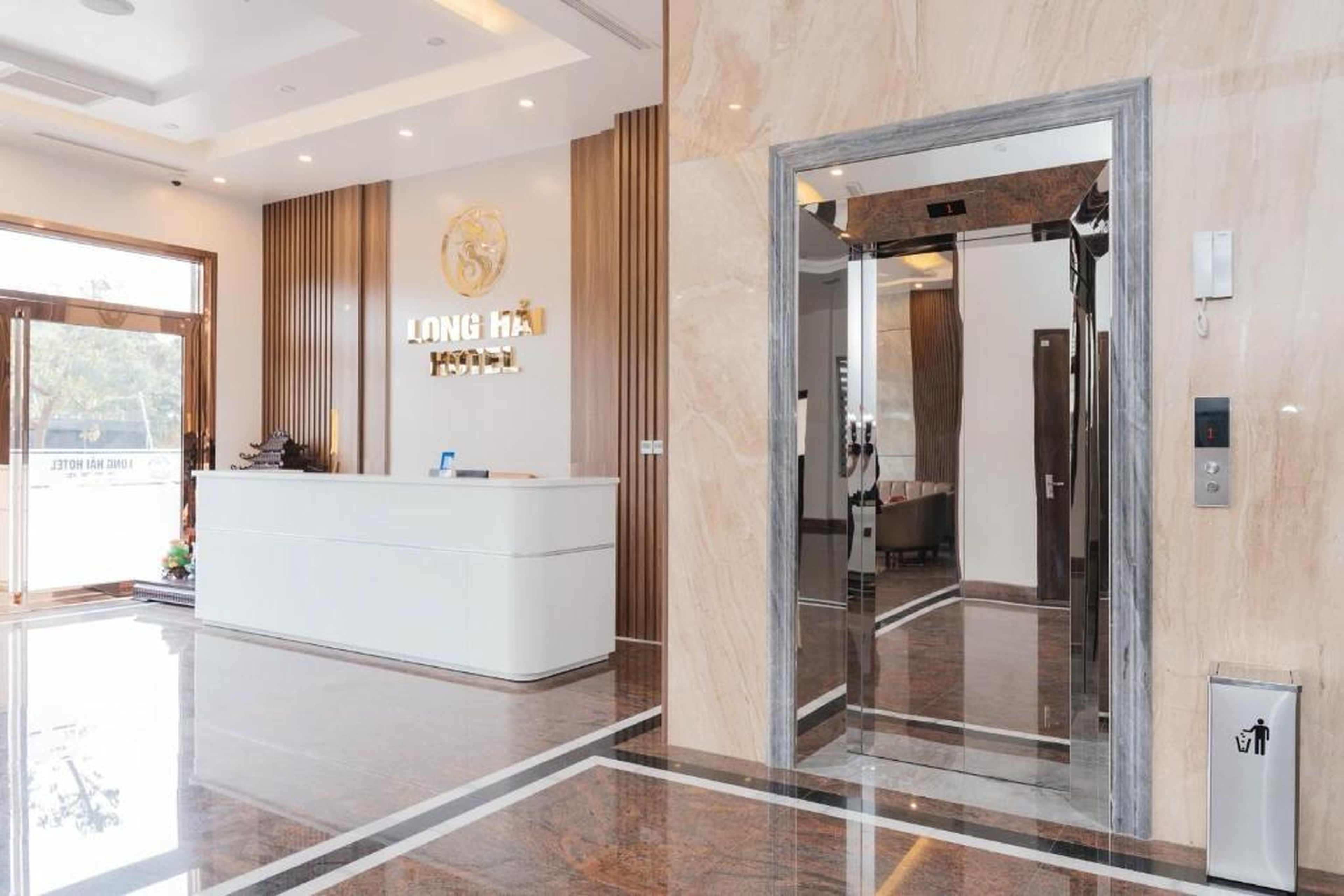 Long Hải Hotel - Hình 7
