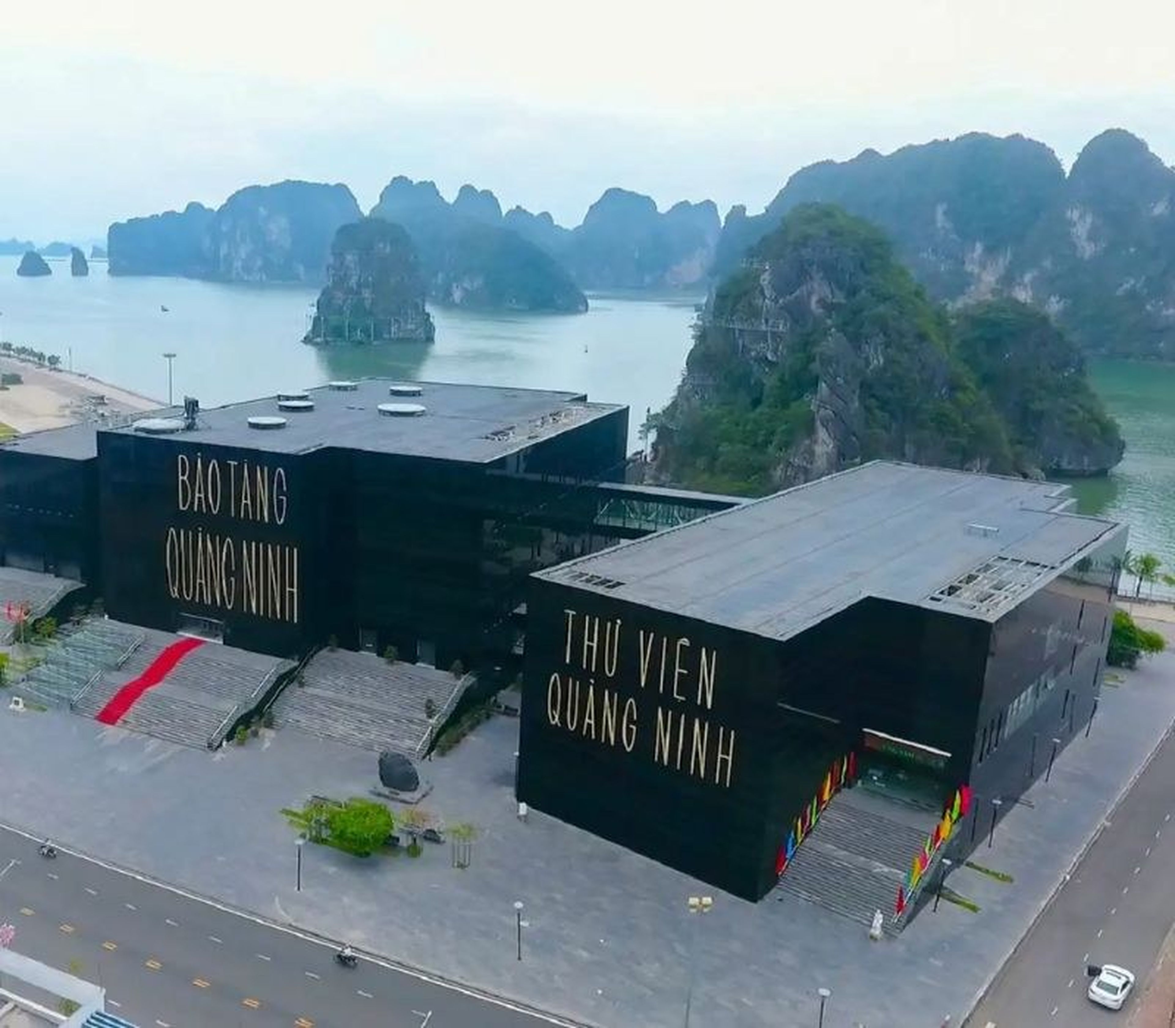 Cung đường bao biển Trần Quốc Nghiễn triệu đô đẹp nhất Hạ Long có gì? - Hình 2