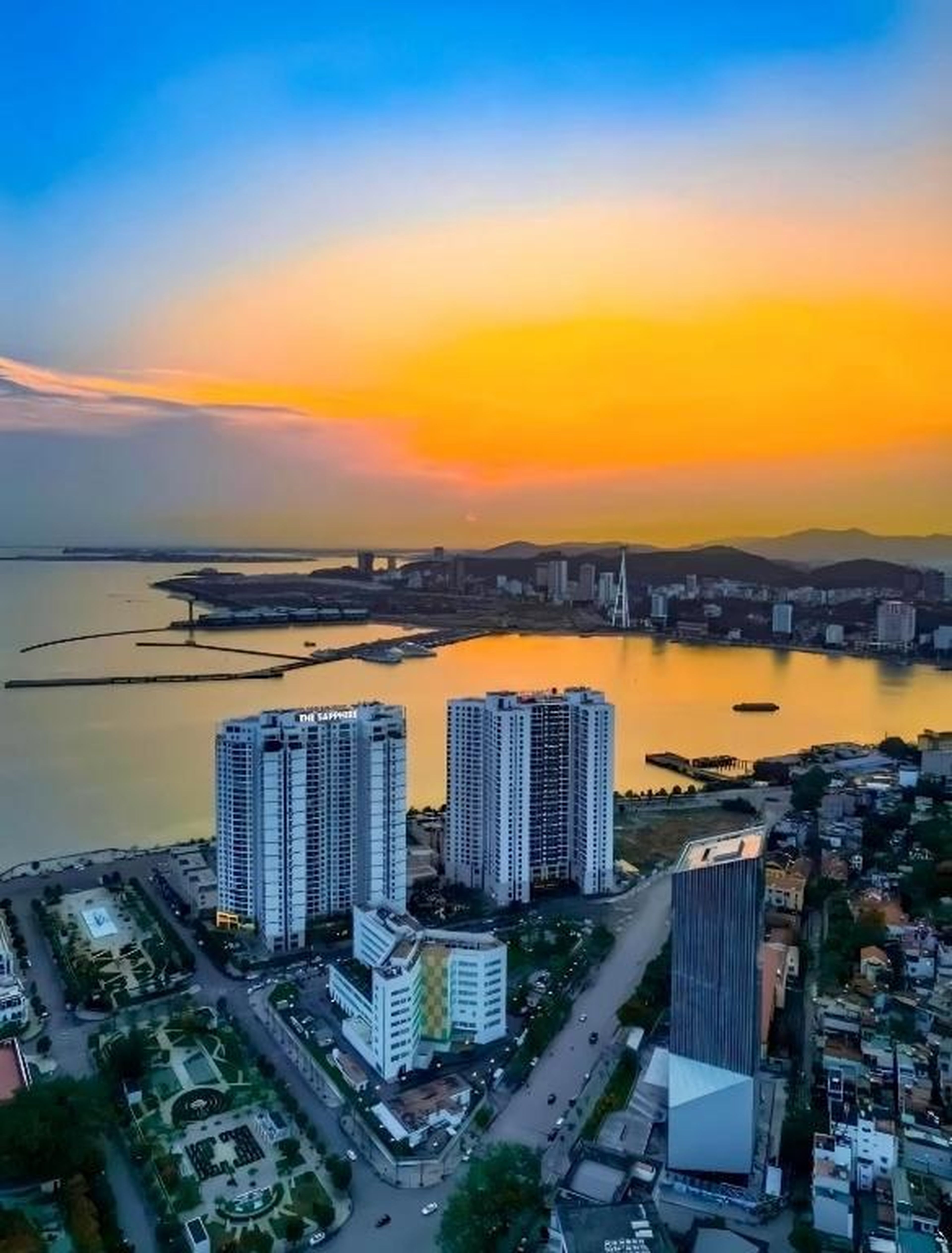 The Sapphire Ha Long - Ocean View Apartment - Pool - Hình 45