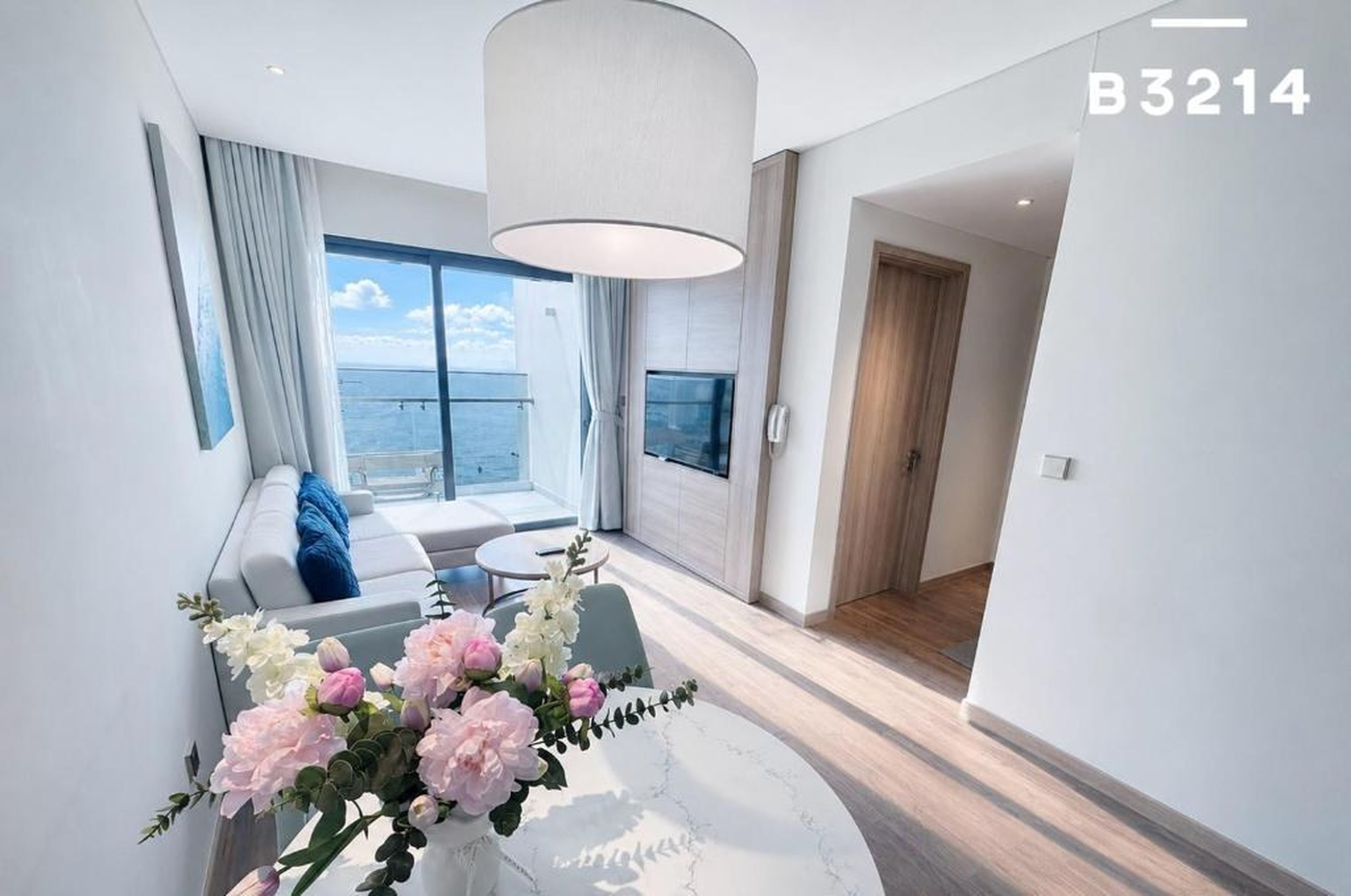 A La Carte Ha Long Oceanview Panoramic 2BR2WC 75m2 Suite with balcony - Hình 35