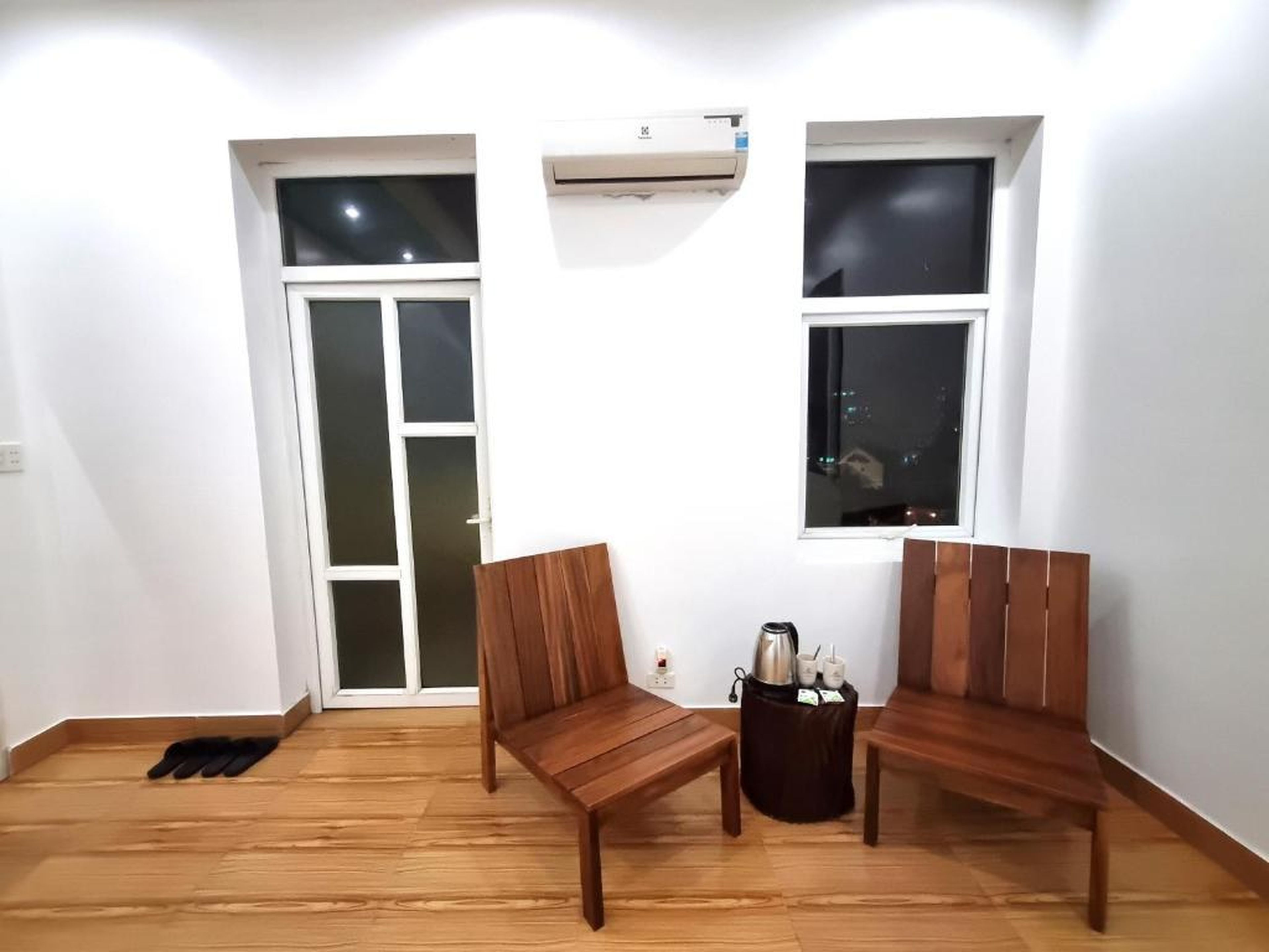 Top Hill Halong Homestay - Hình 13