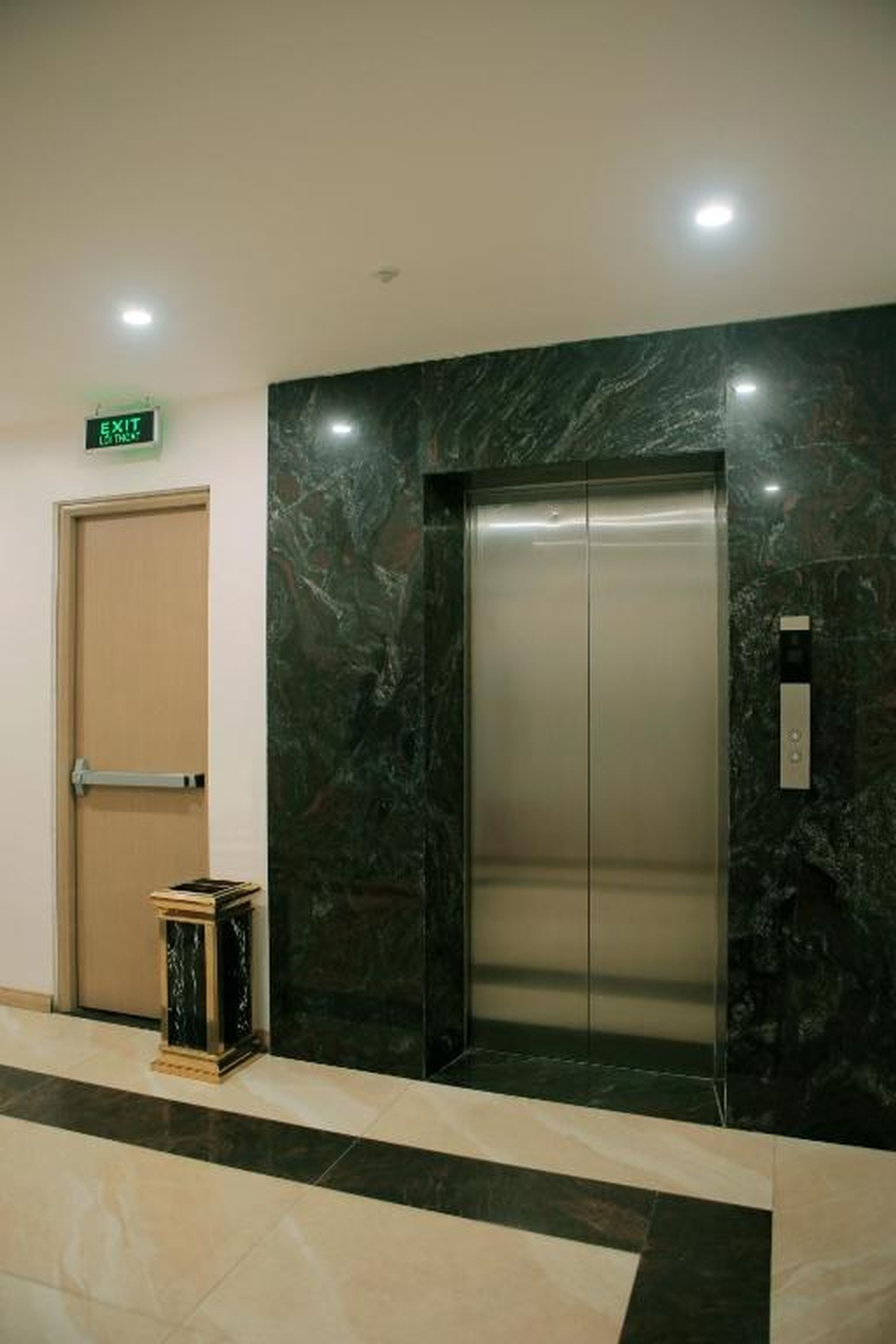 Kim Sentral Hotel - Travel Agency - Hình 26