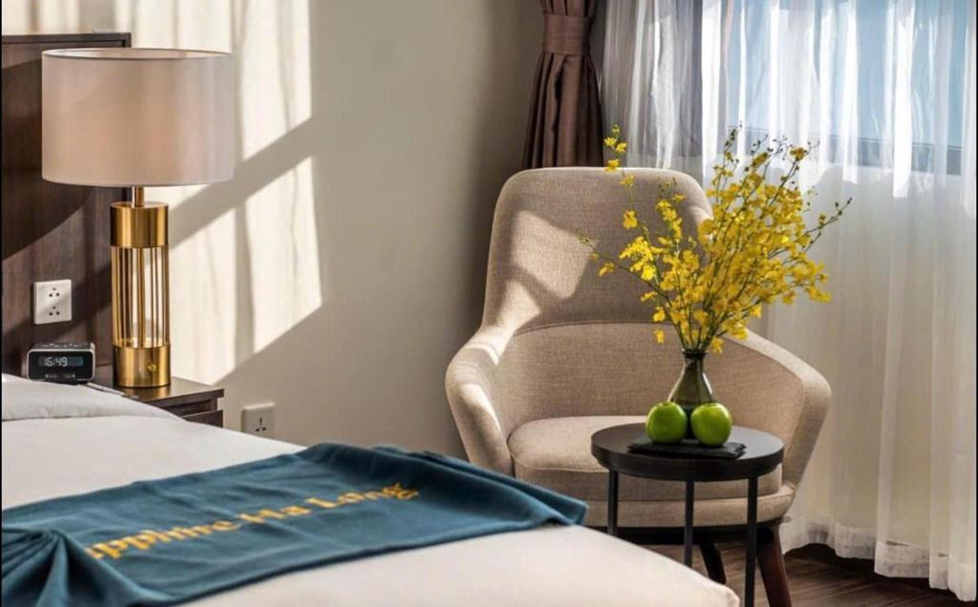Sapphire Ha Long Luxury Apartment 1108 - Hình 12