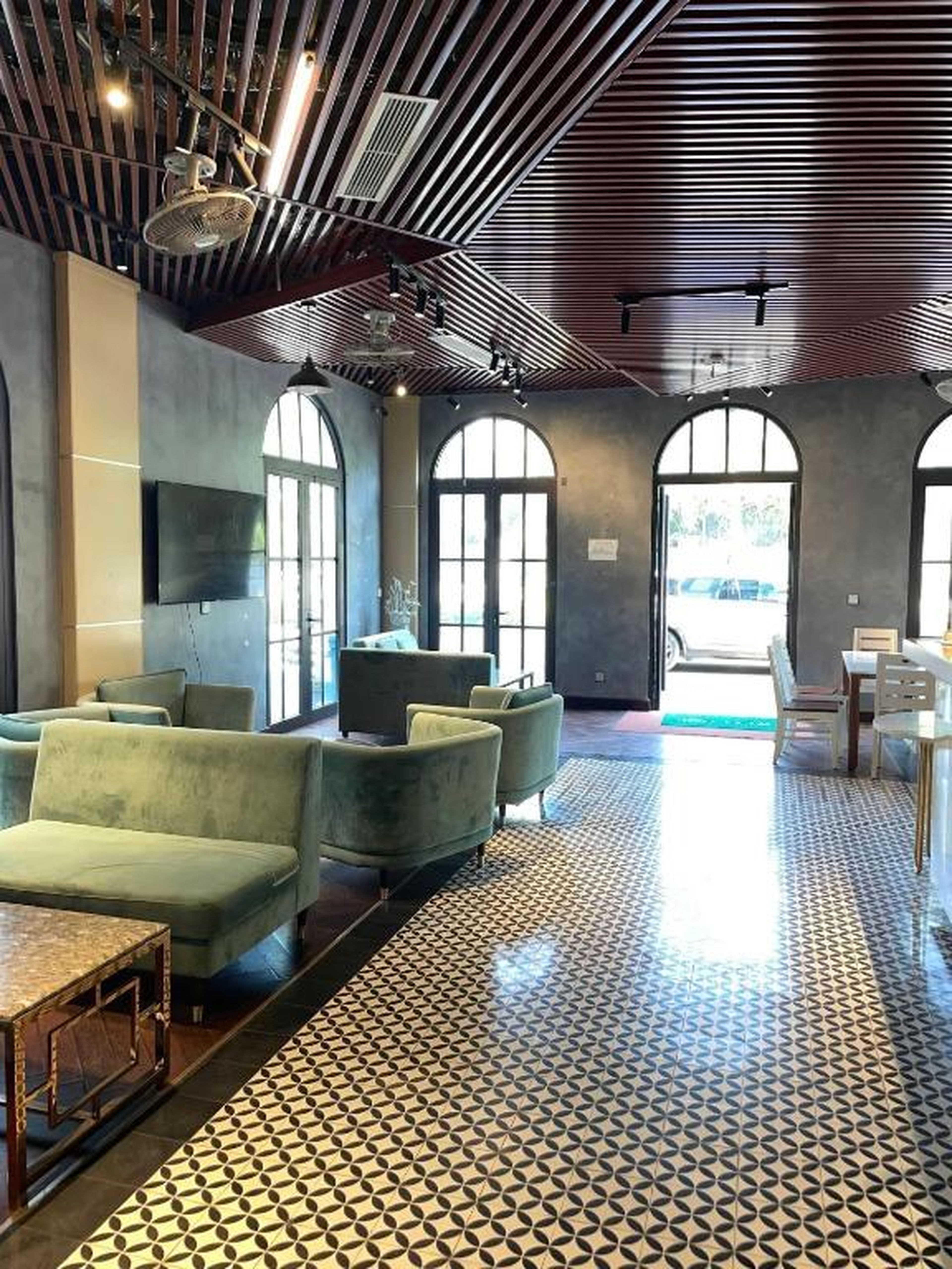 Ha Long ARISTO Hotel - Hình 27