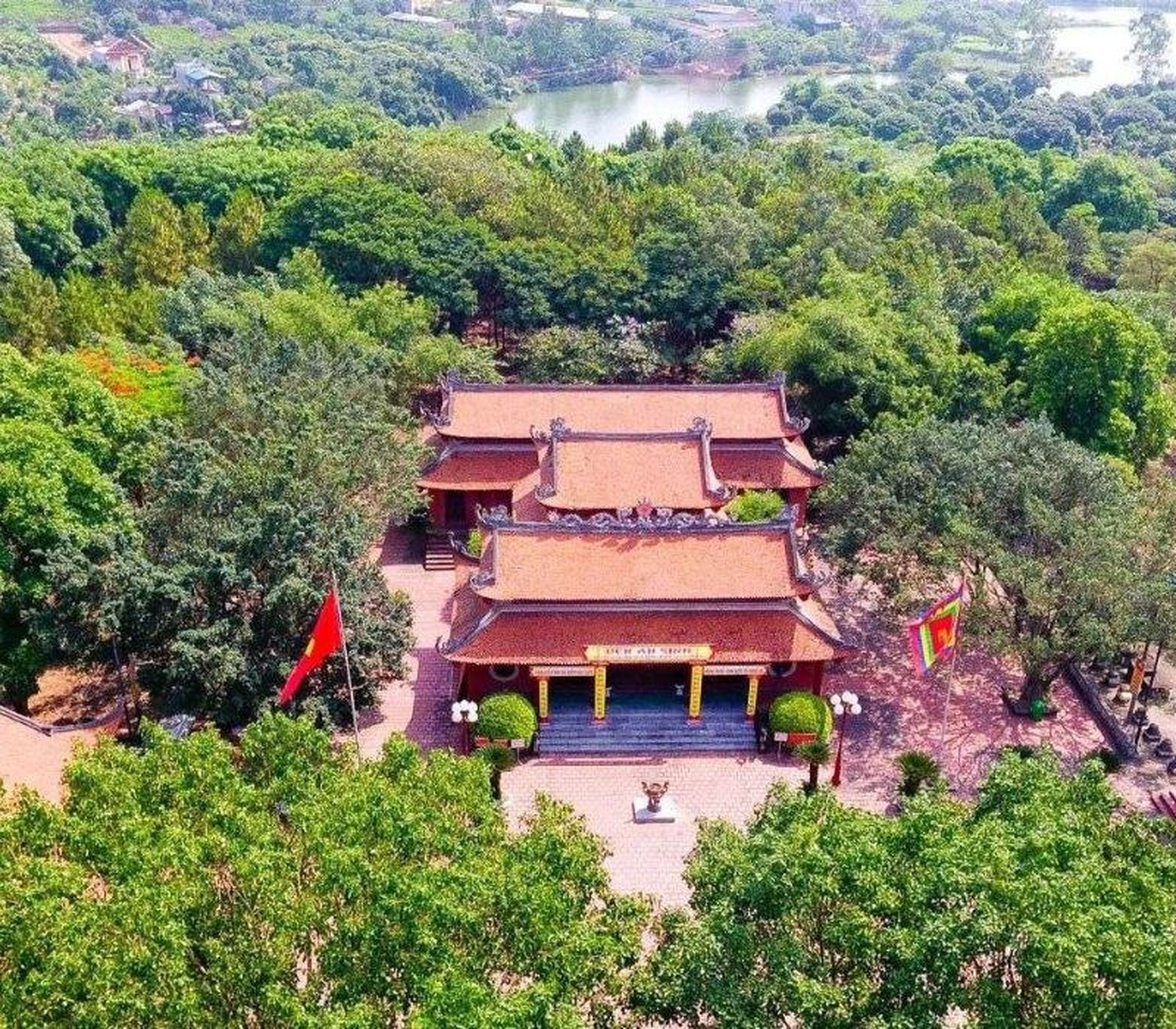 Đền An Sinh: Hành hương về quê gốc nhà Trần tại Quảng Ninh - Hình 1