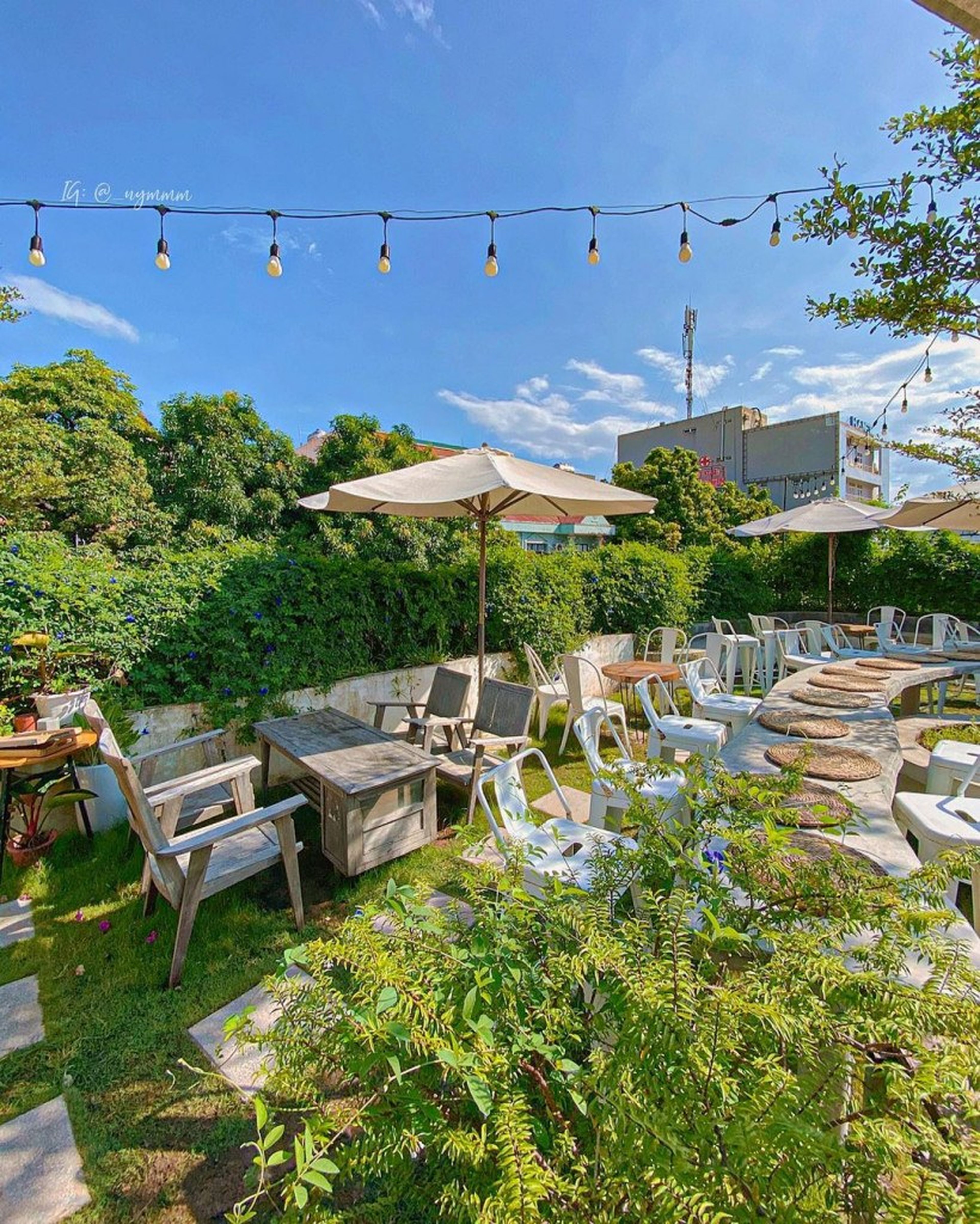 Top 8 Cafés in Ha Long with Stunning Instagrammable Corners - Hình 11