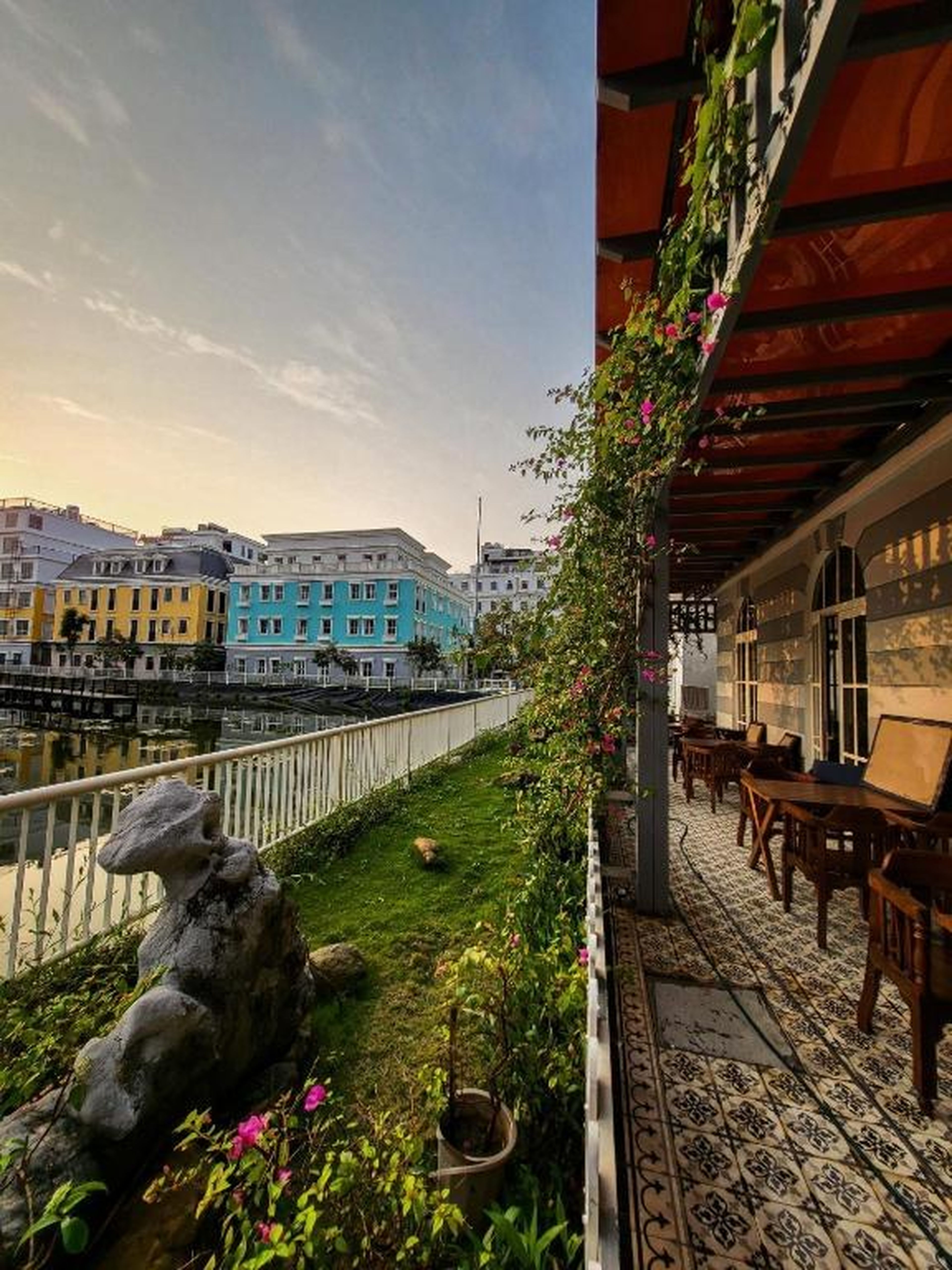 Lavian Hotel - Hình 5