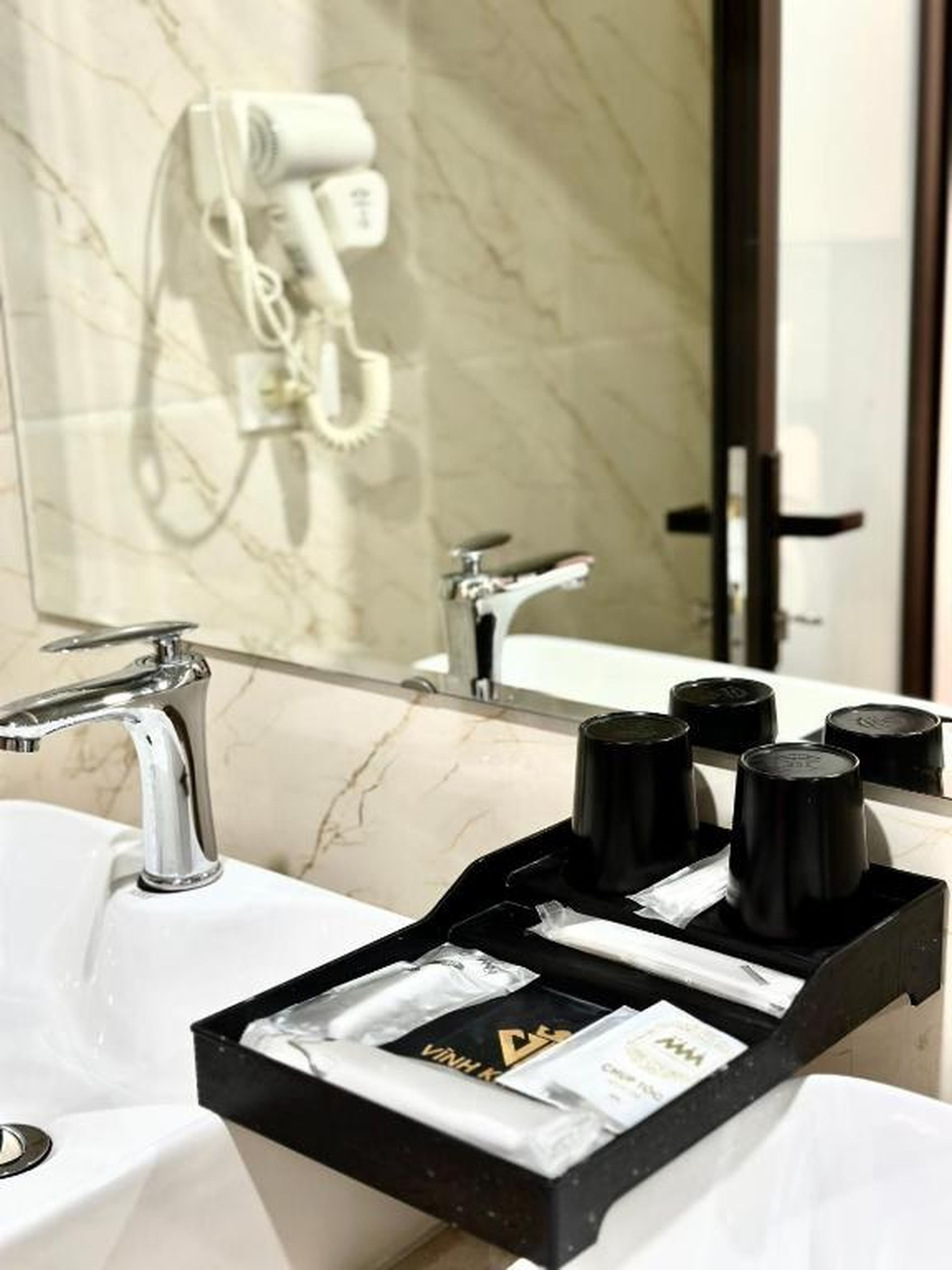 Vĩnh khang Hạ Long hotel - Hình 20