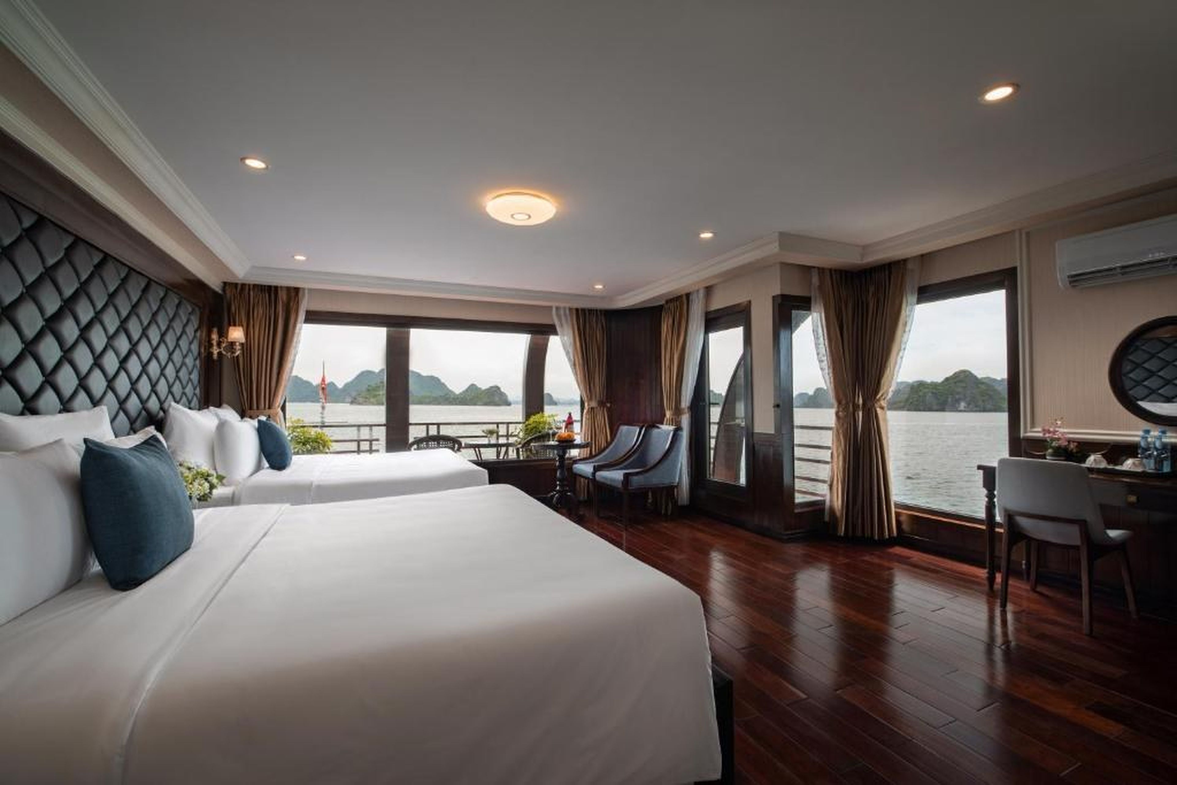 La Pandora Cruises - Hình 3