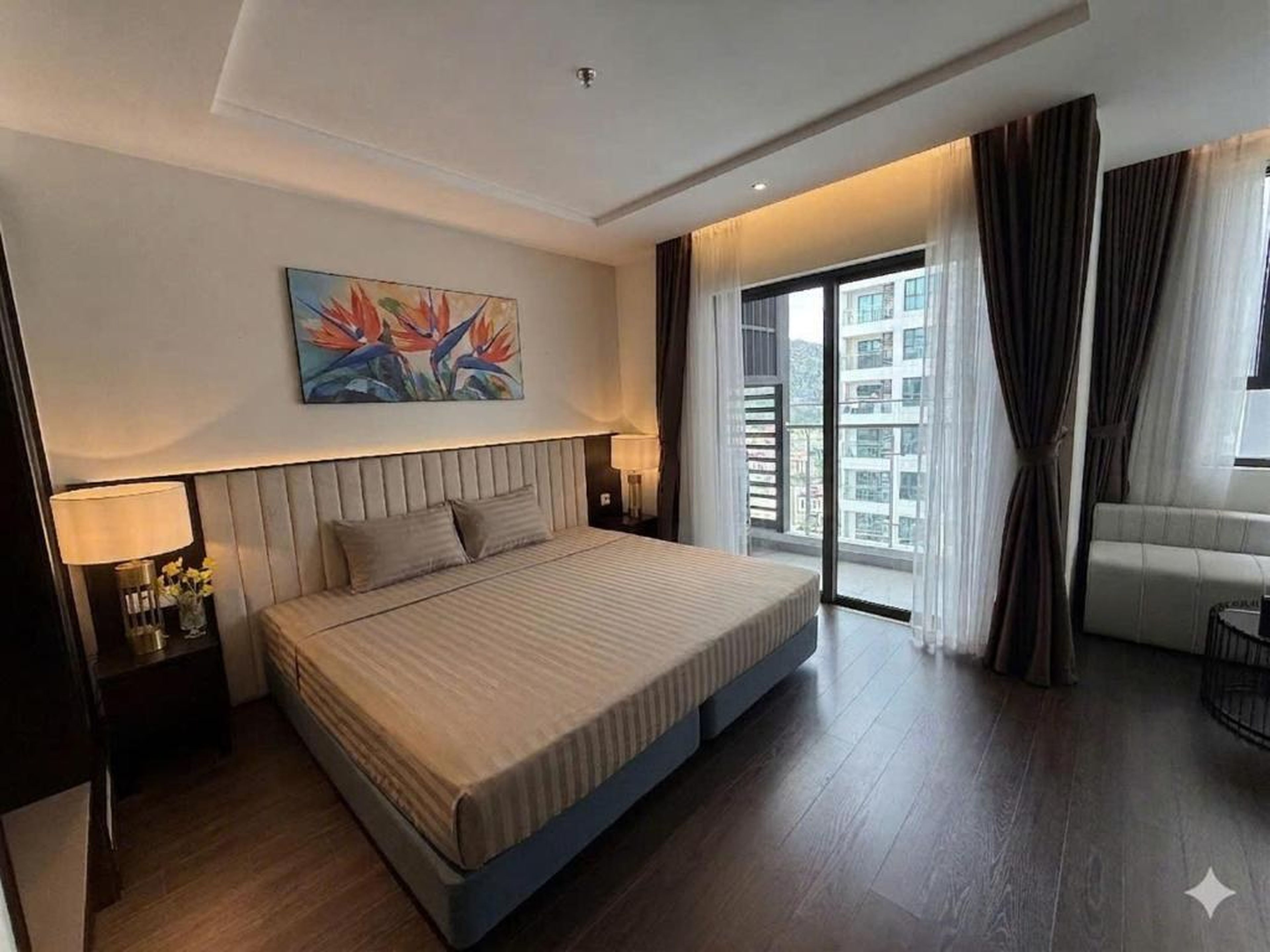 căn hộ Home Stay Sapphire S2 tiêu chuẩn khách sạn view thành phố Hạ Long rất đẹp - Hình 39
