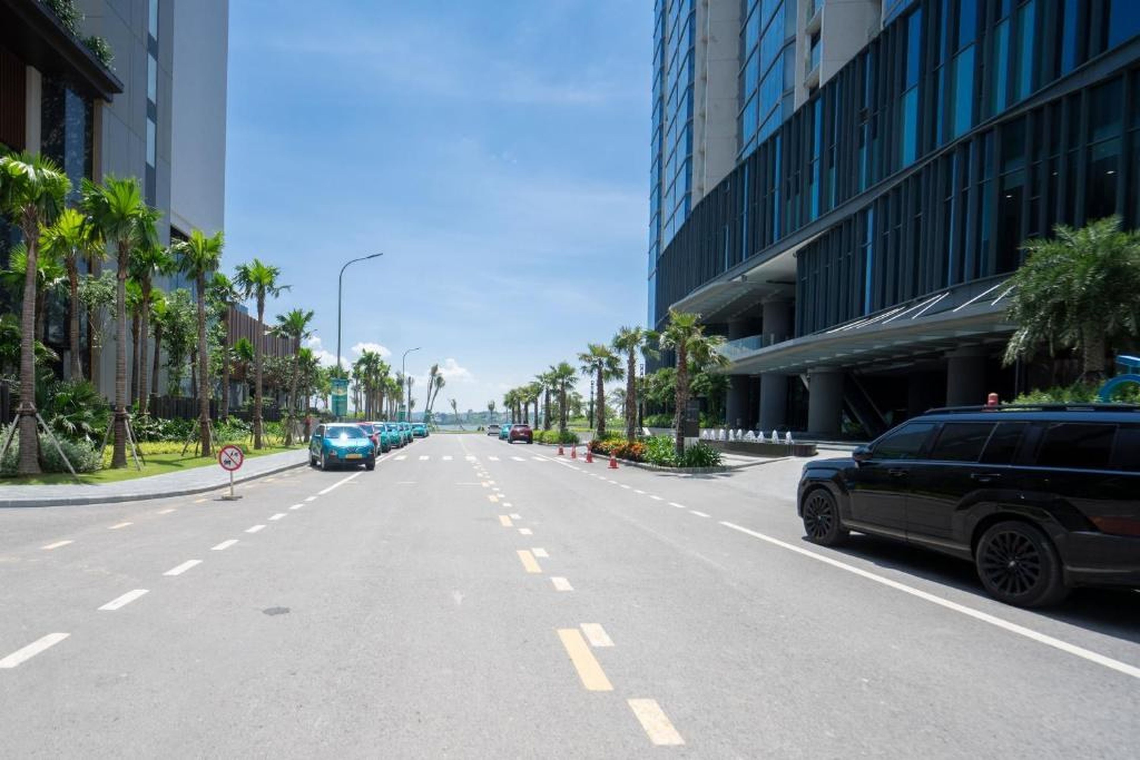 Căn hộ cao cấp tại ALaCarte Ha Long Bay Hotel Residence - Hình 9