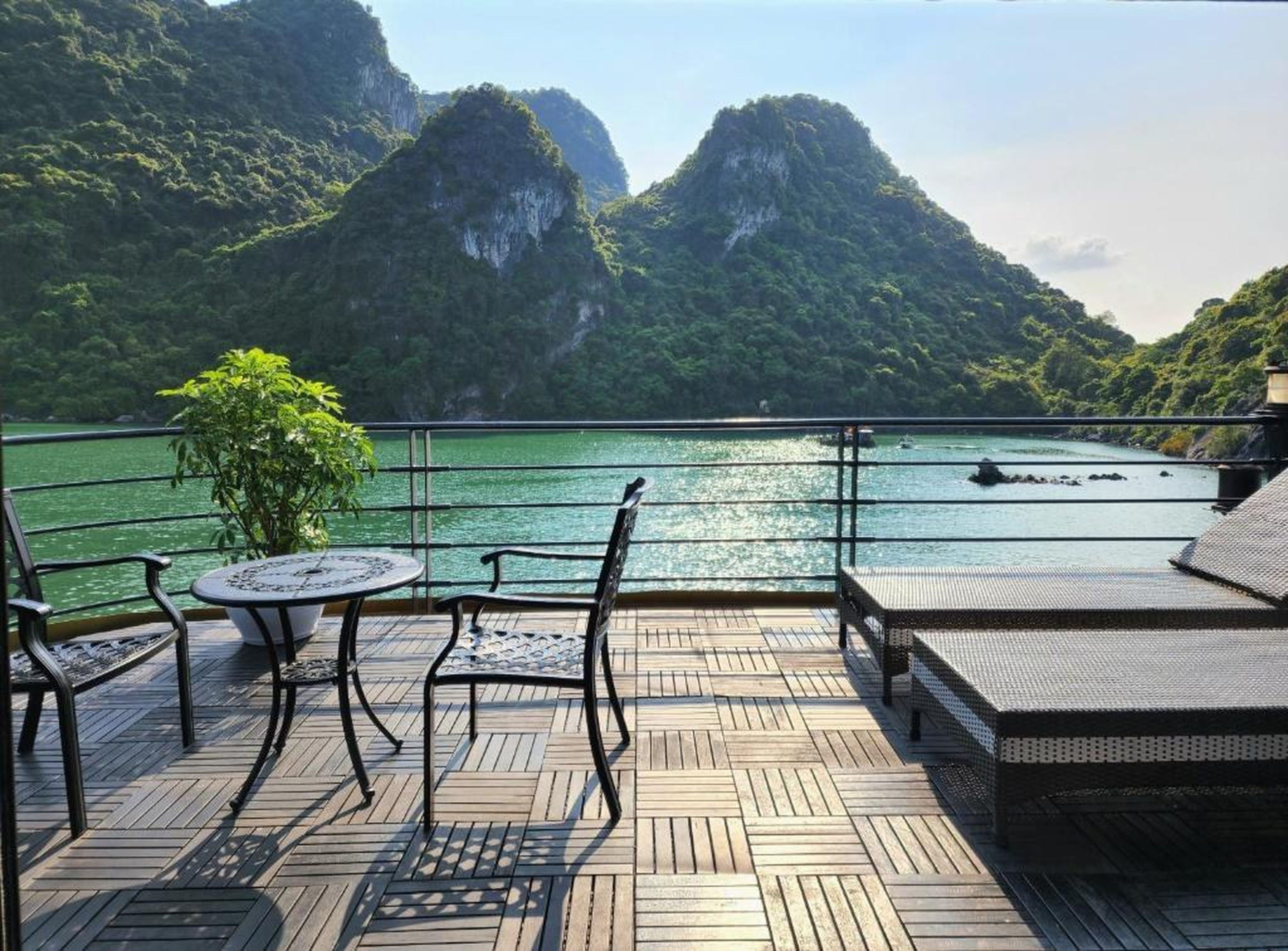 Venus Cruises Halong Bay by Venus Group - Hình 21